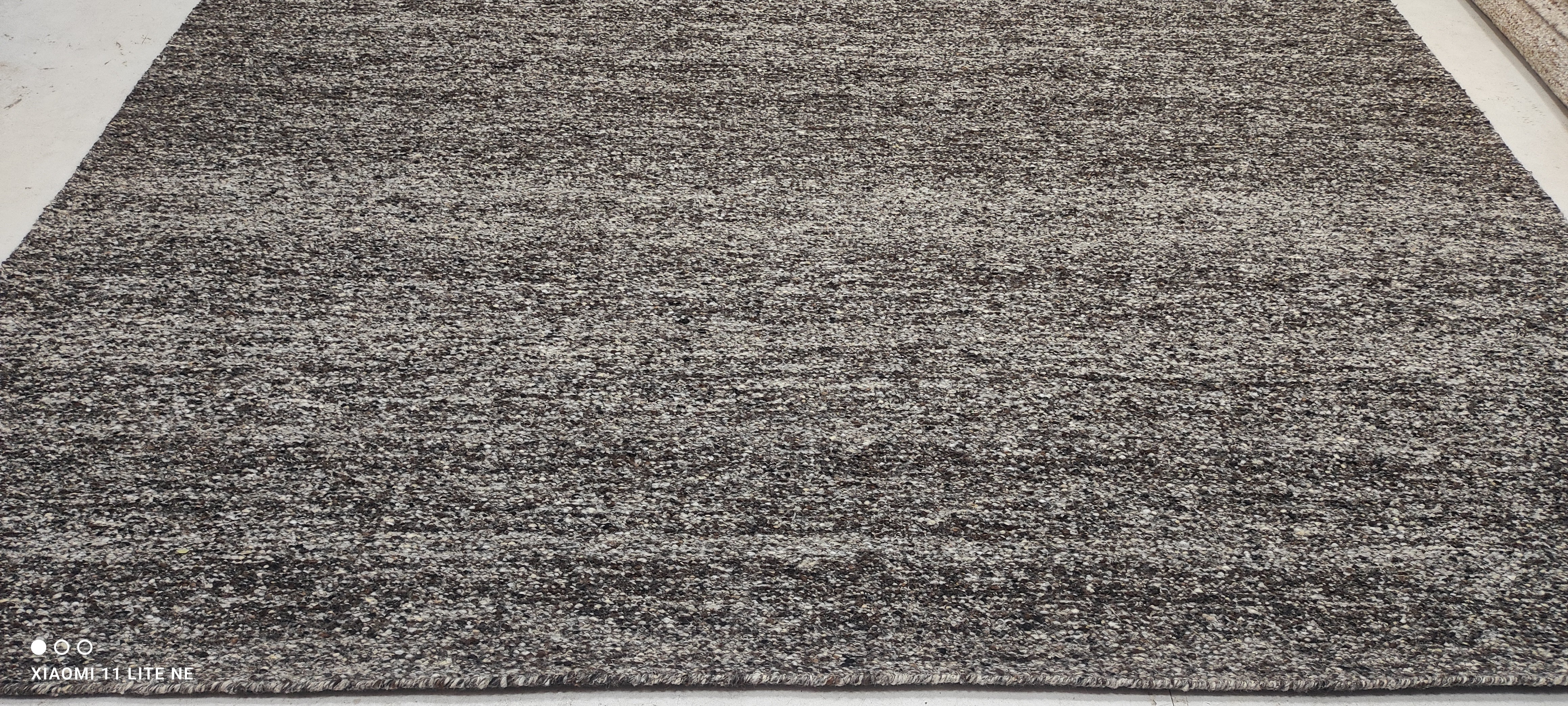 Dominic Fike Charcoal Handwoven Modern Durrie Rug (Multiple Sizes)