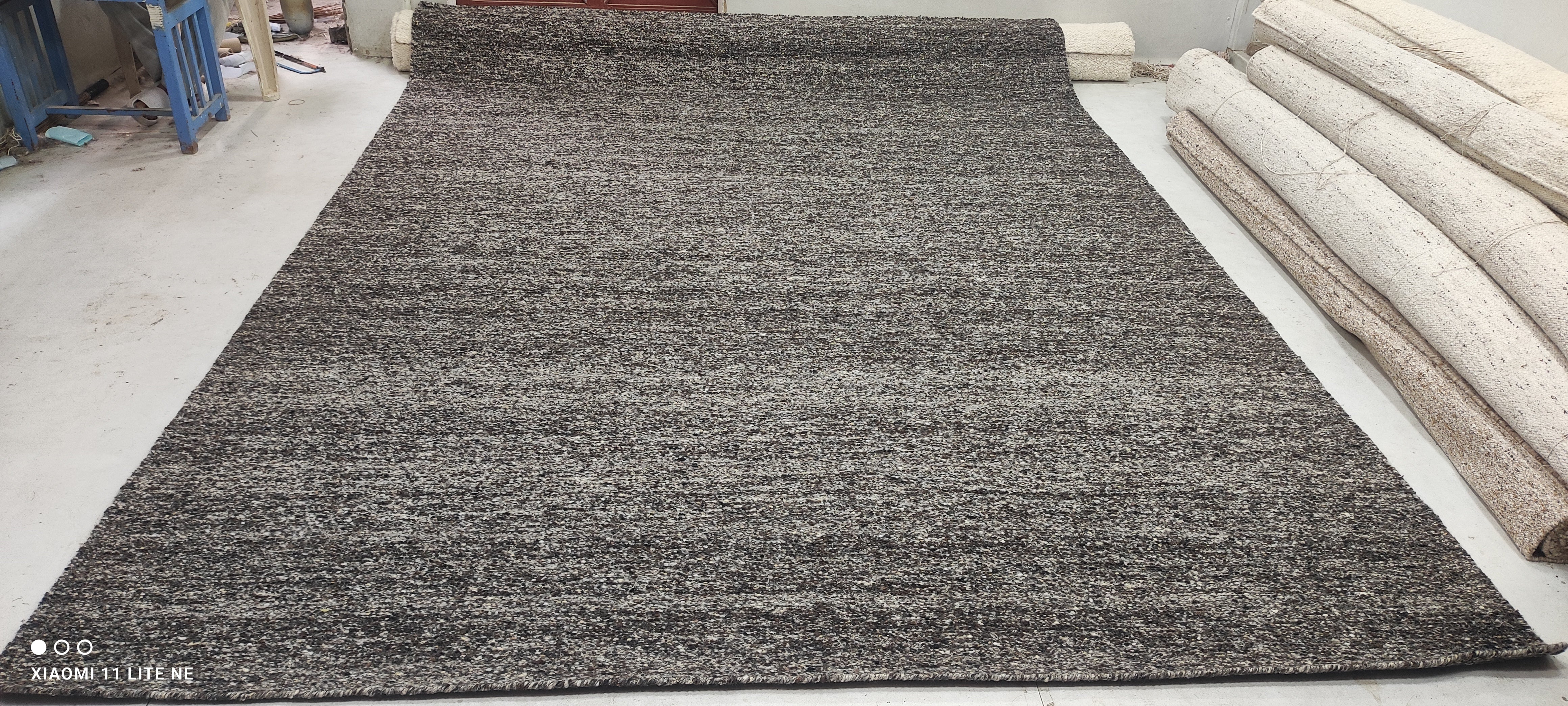 Dominic Fike Charcoal Handwoven Modern Durrie Rug (Multiple Sizes)