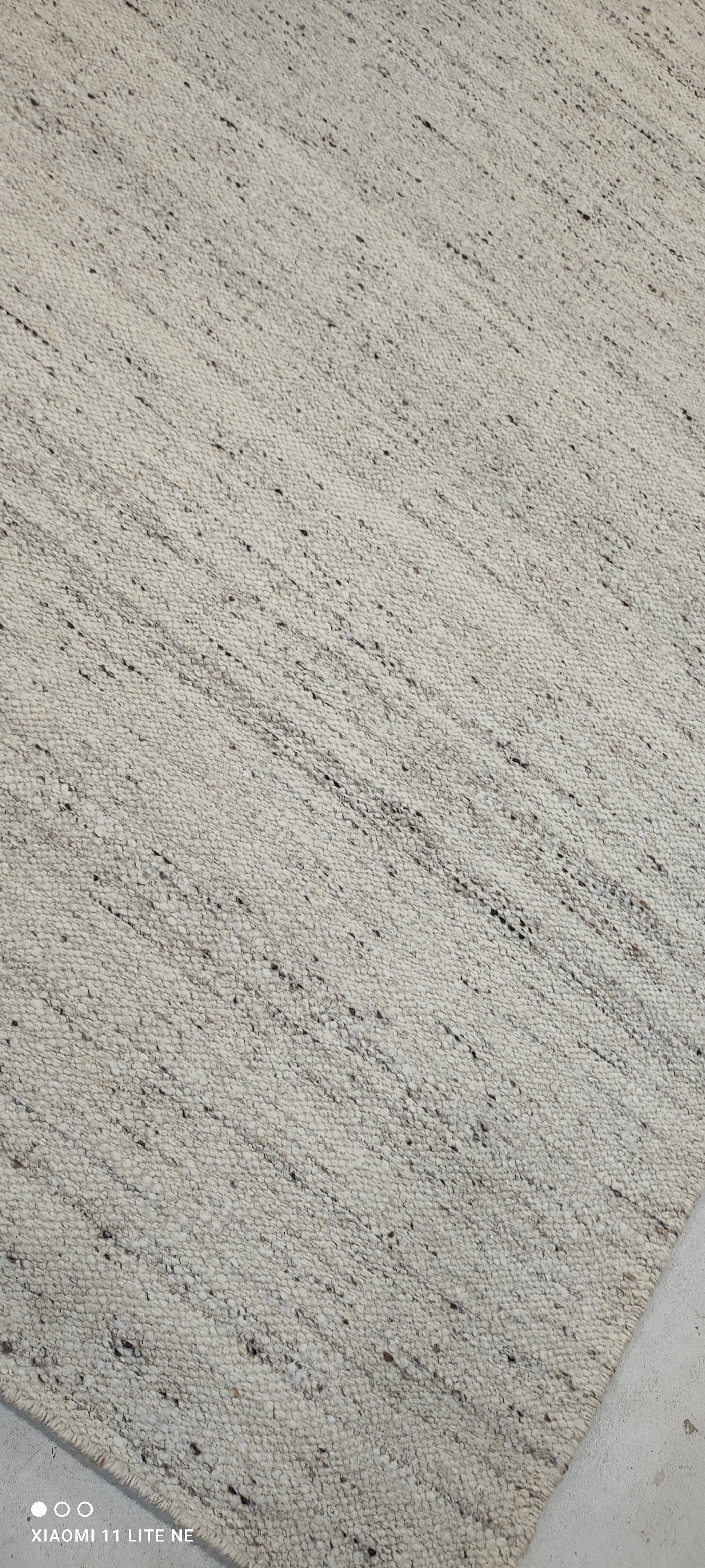 Ethan Lewis Grey Handwoven Modern Durrie Rug (Multiple Sizes)