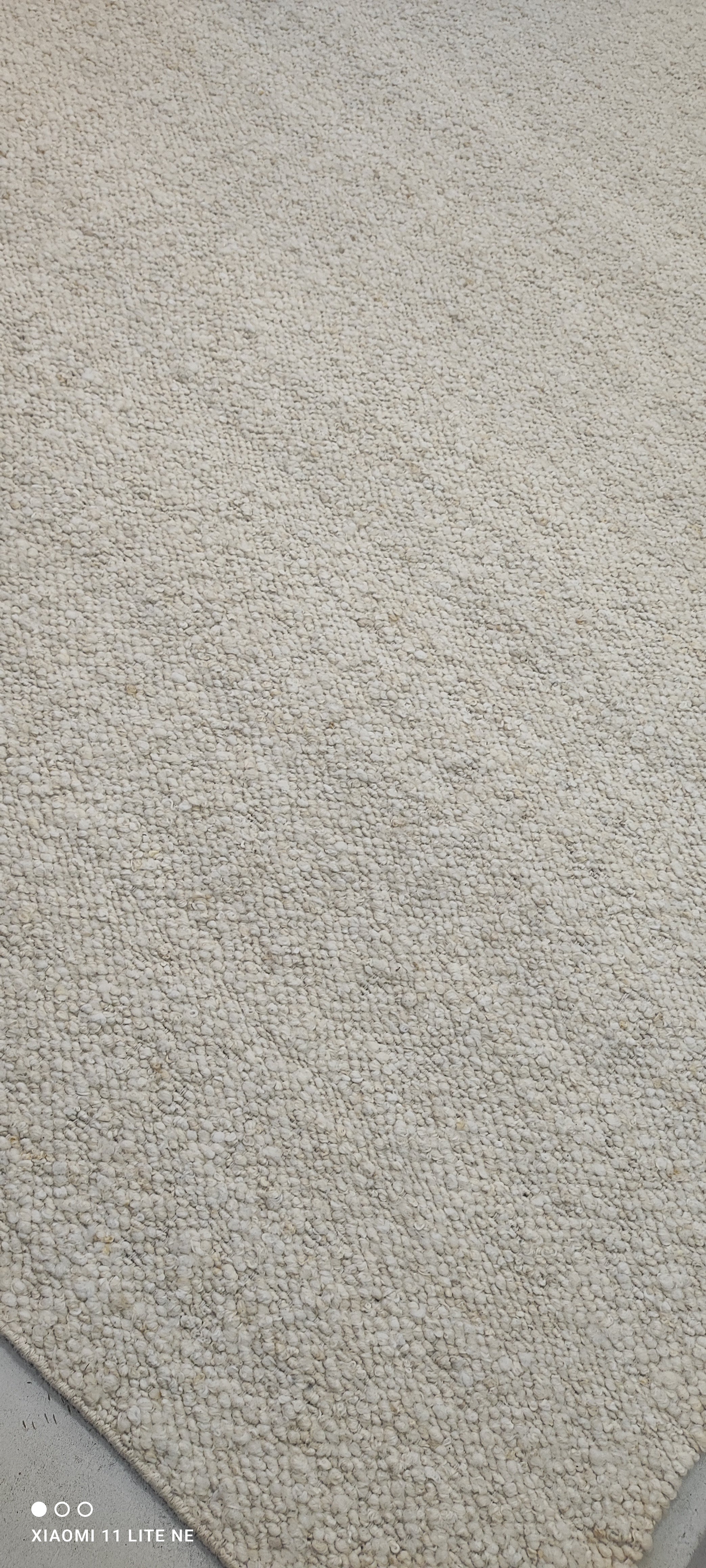 Colman Domingo Cream Handwoven Modern Durrie Rug (Multiple Sizes)