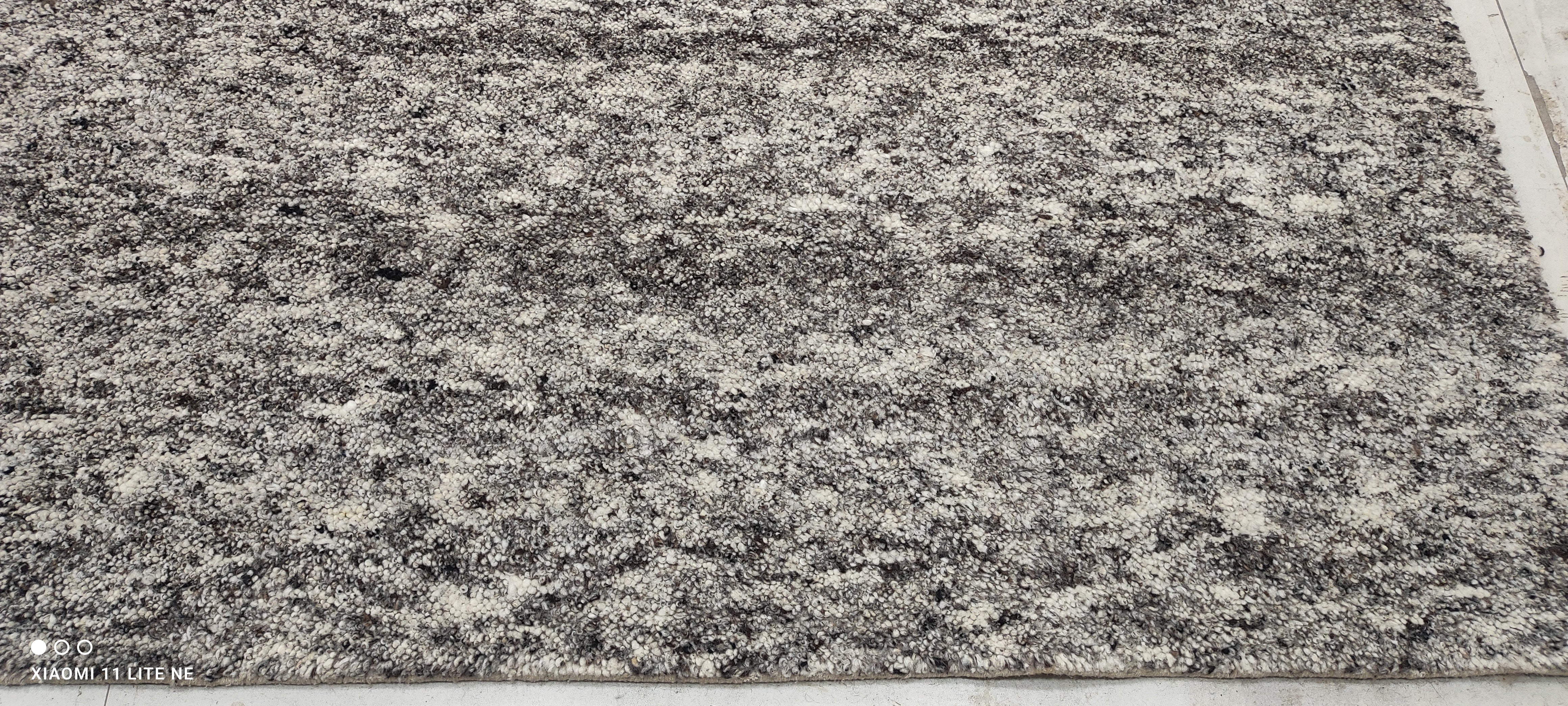 Nate Jacobs Dark Grey Handwoven Modern Durrie Rug (Multiple Sizes)