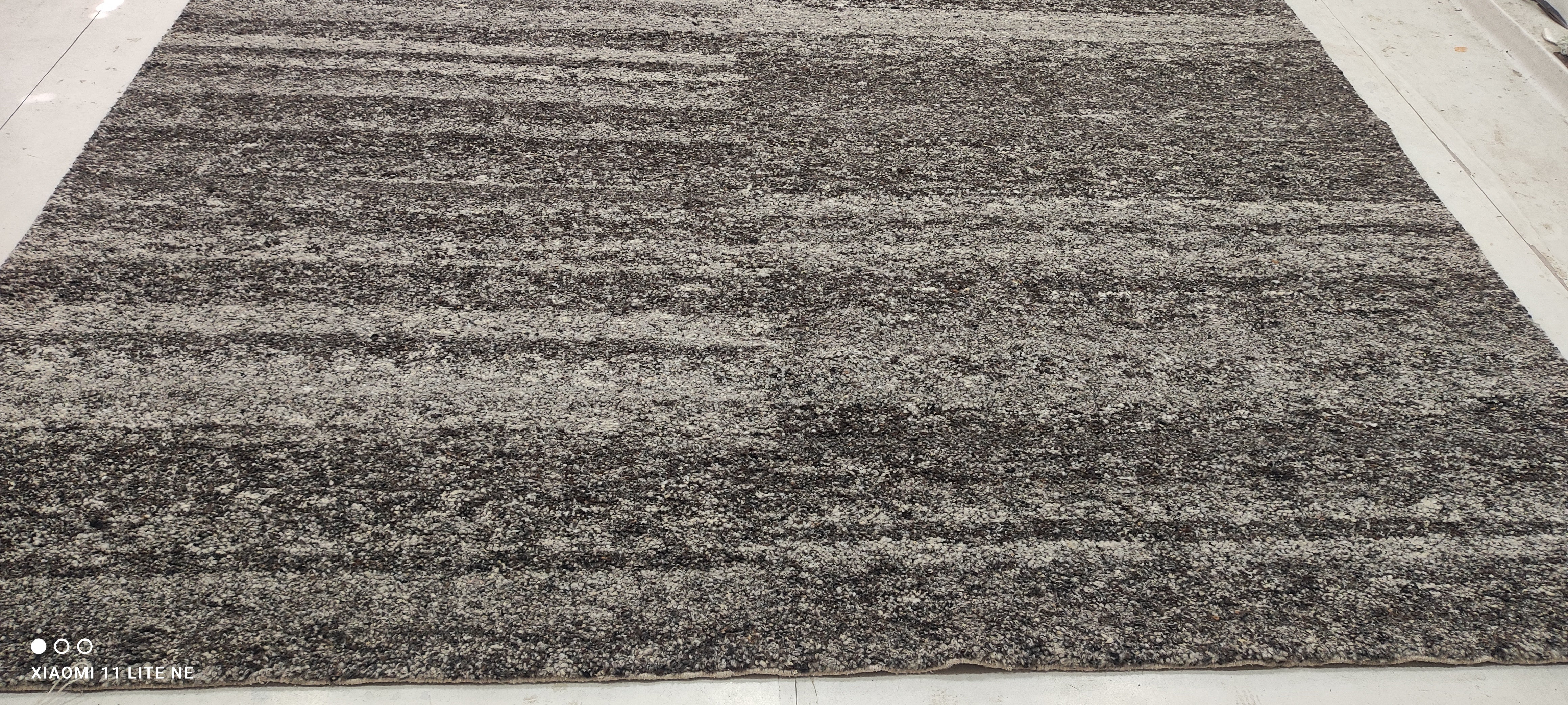Jacob Elordi Dark Grey Handwoven Modern Durrie Rug (Multiple Sizes)