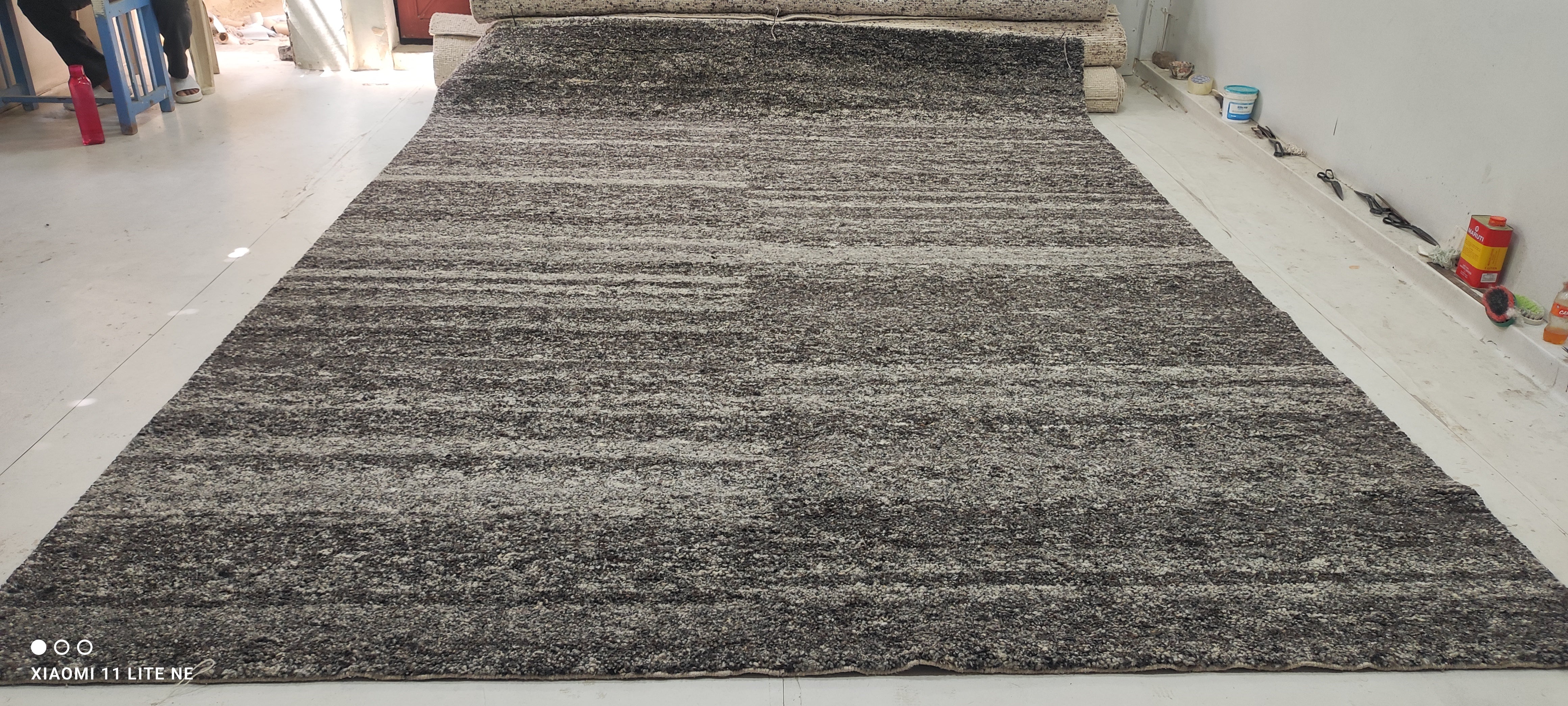 Jacob Elordi Dark Grey Handwoven Modern Durrie Rug (Multiple Sizes)