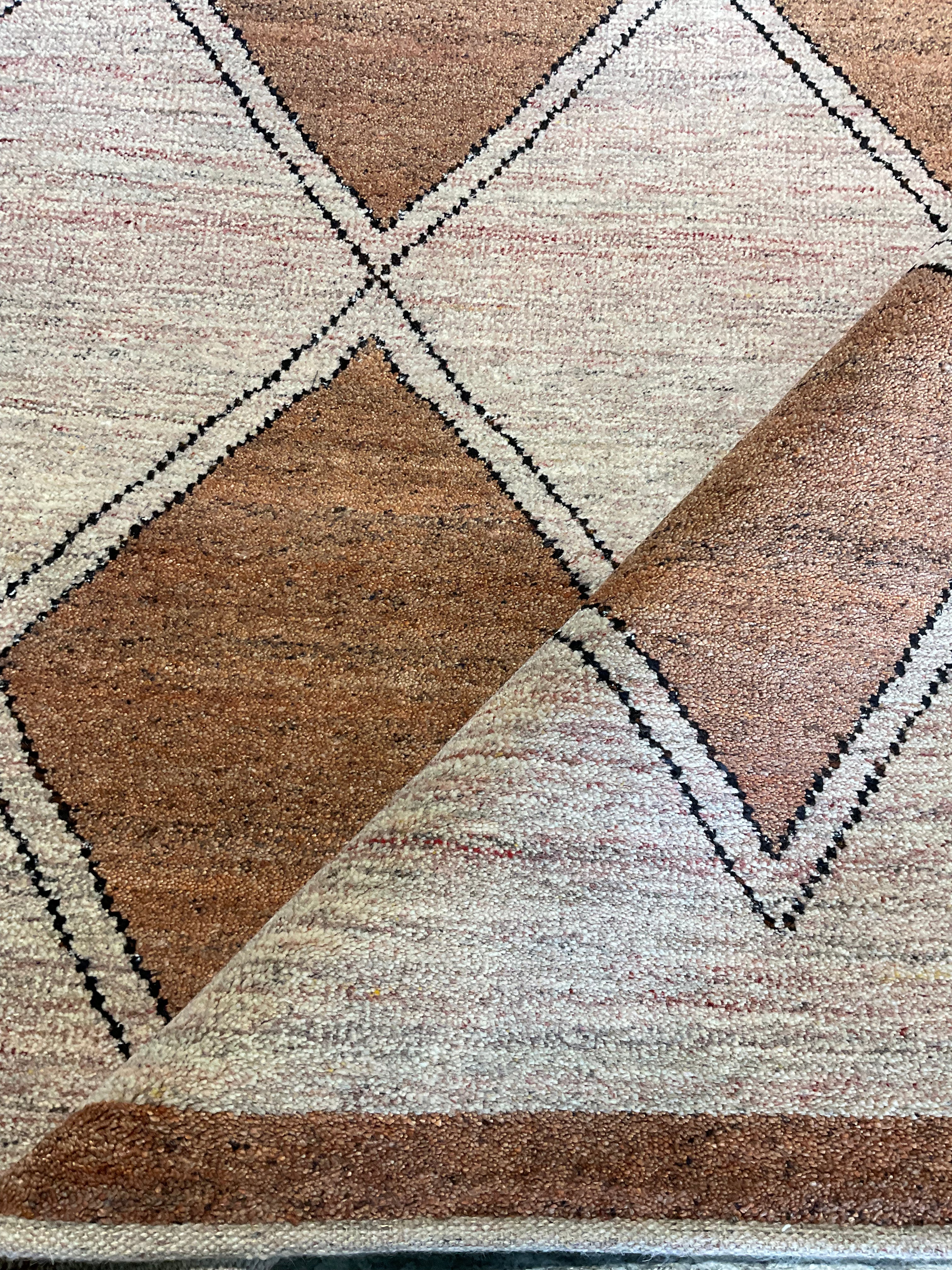 Mesmer 8x10 Hand-Knotted Beige and Rust Modern