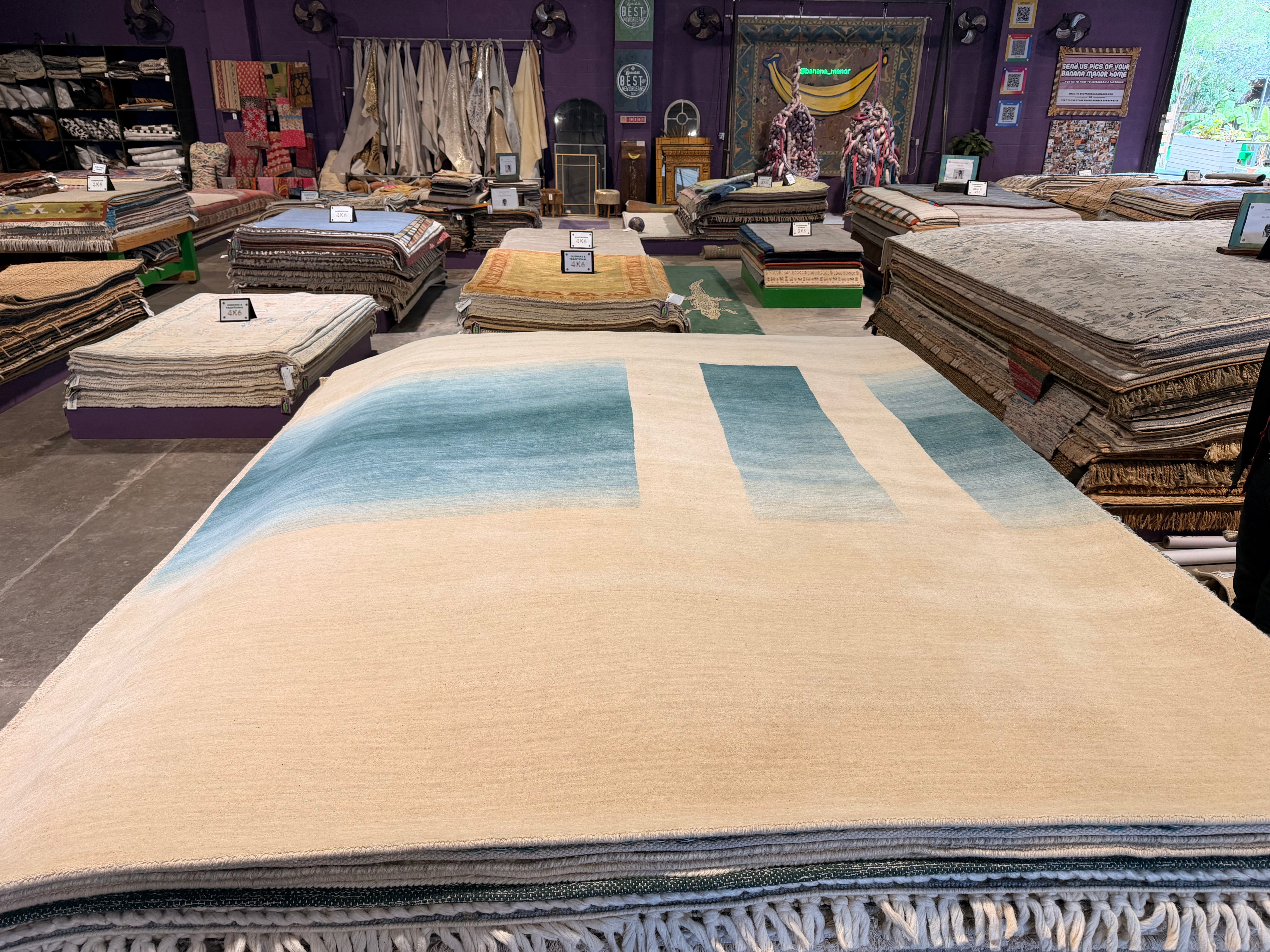 Aretha 8x11  Ivory and Blue Handwoven Modern Rug