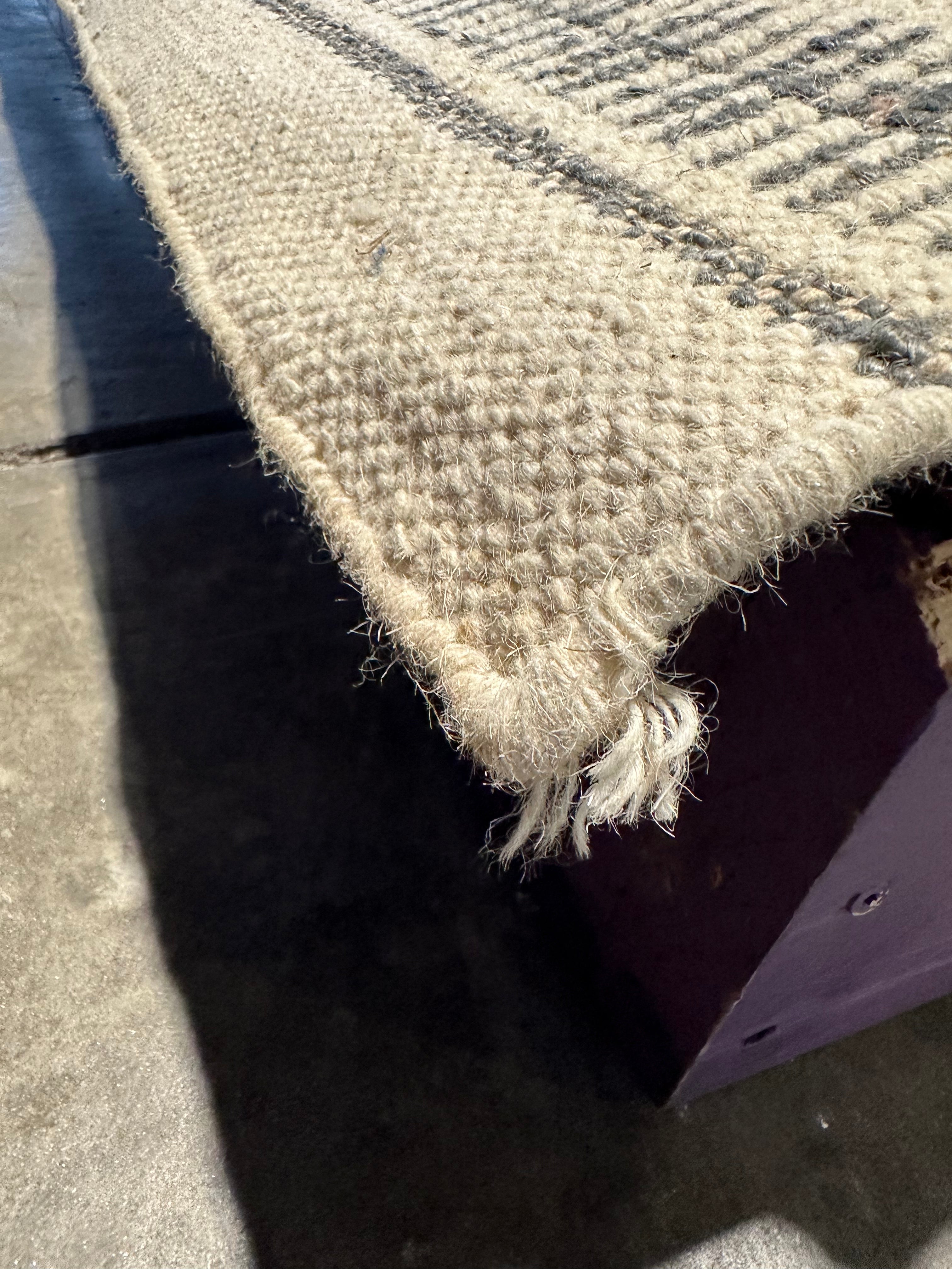 Miracle Point of Contact by Brother Bob 10x14 White and Grey Handwoven Modern Durrie Rug