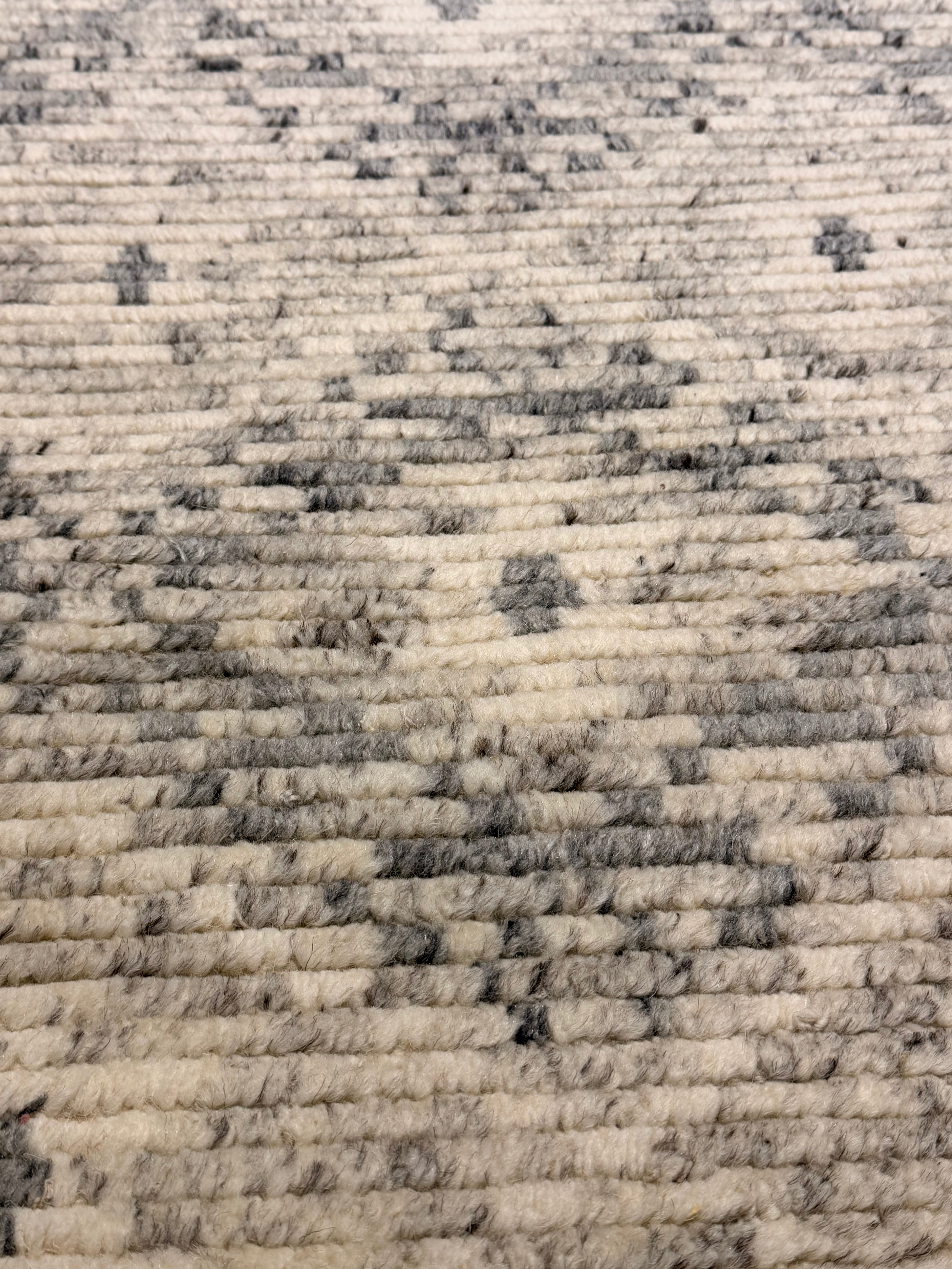 Jemaine Clement 8.3X10 Hand-Knotted Ivory and Grey Oushak