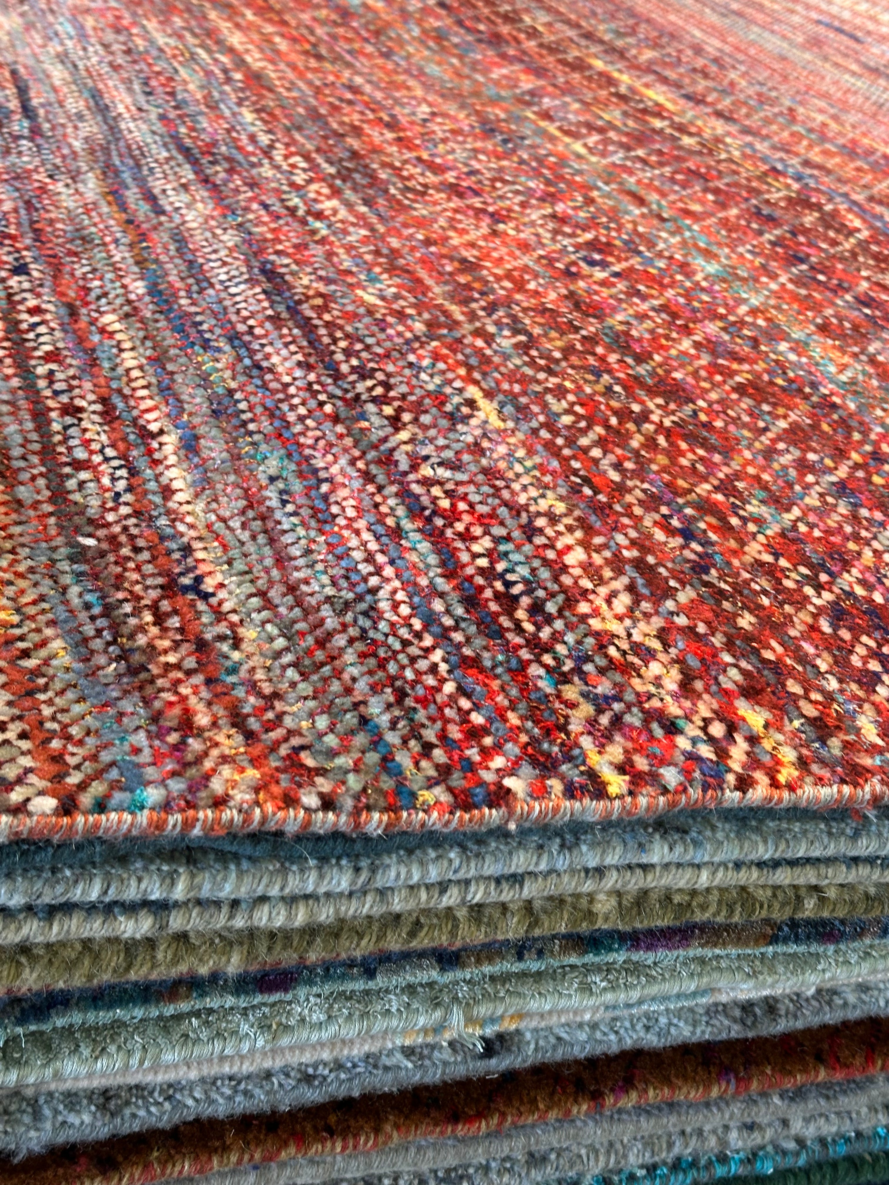 Garko 8x10.3 Hand-Knotted Red Mix Modern