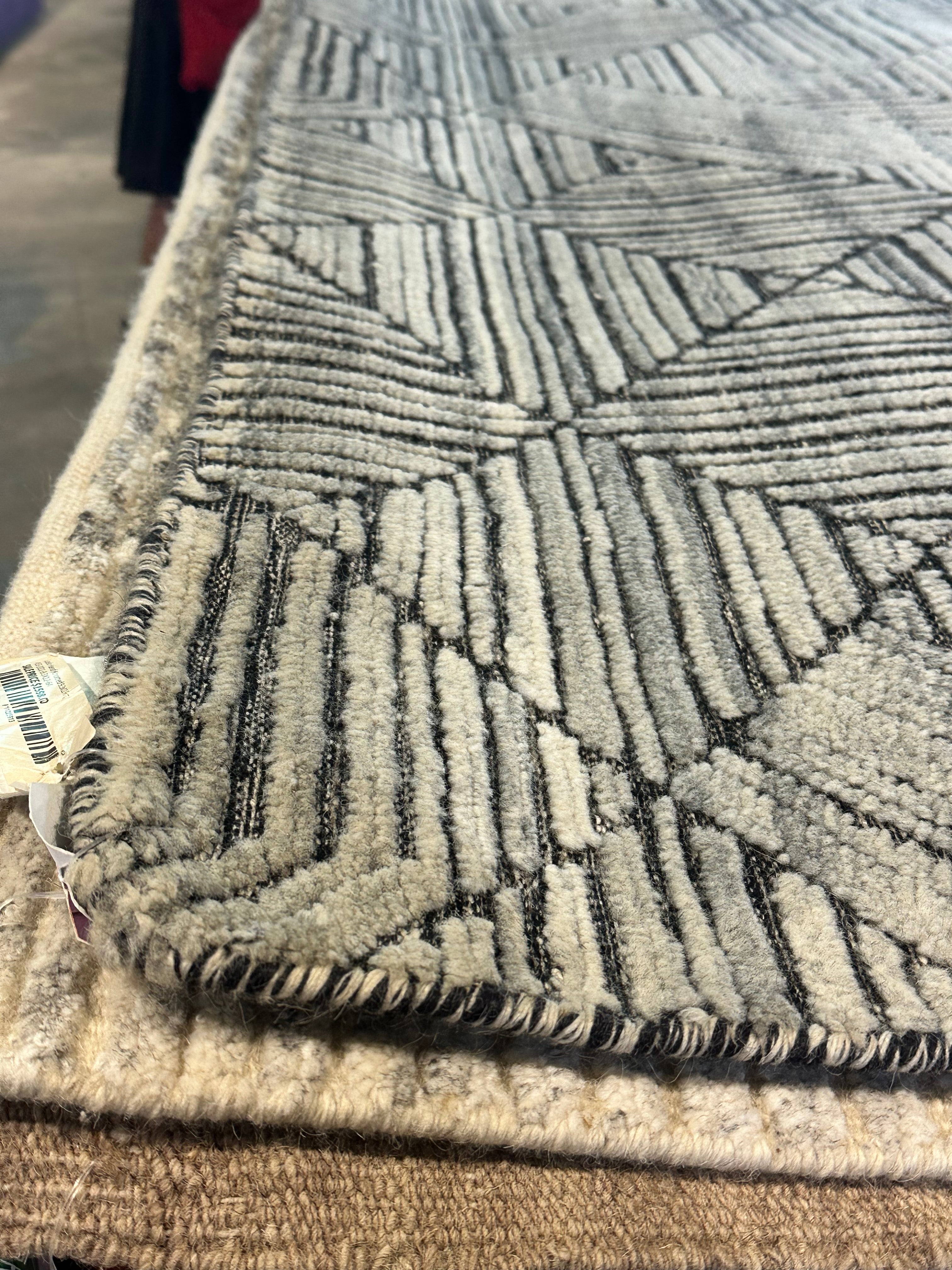 Laslo 9.3x12 Hand-Knotted Modern Black & White Rug CLEARANCE