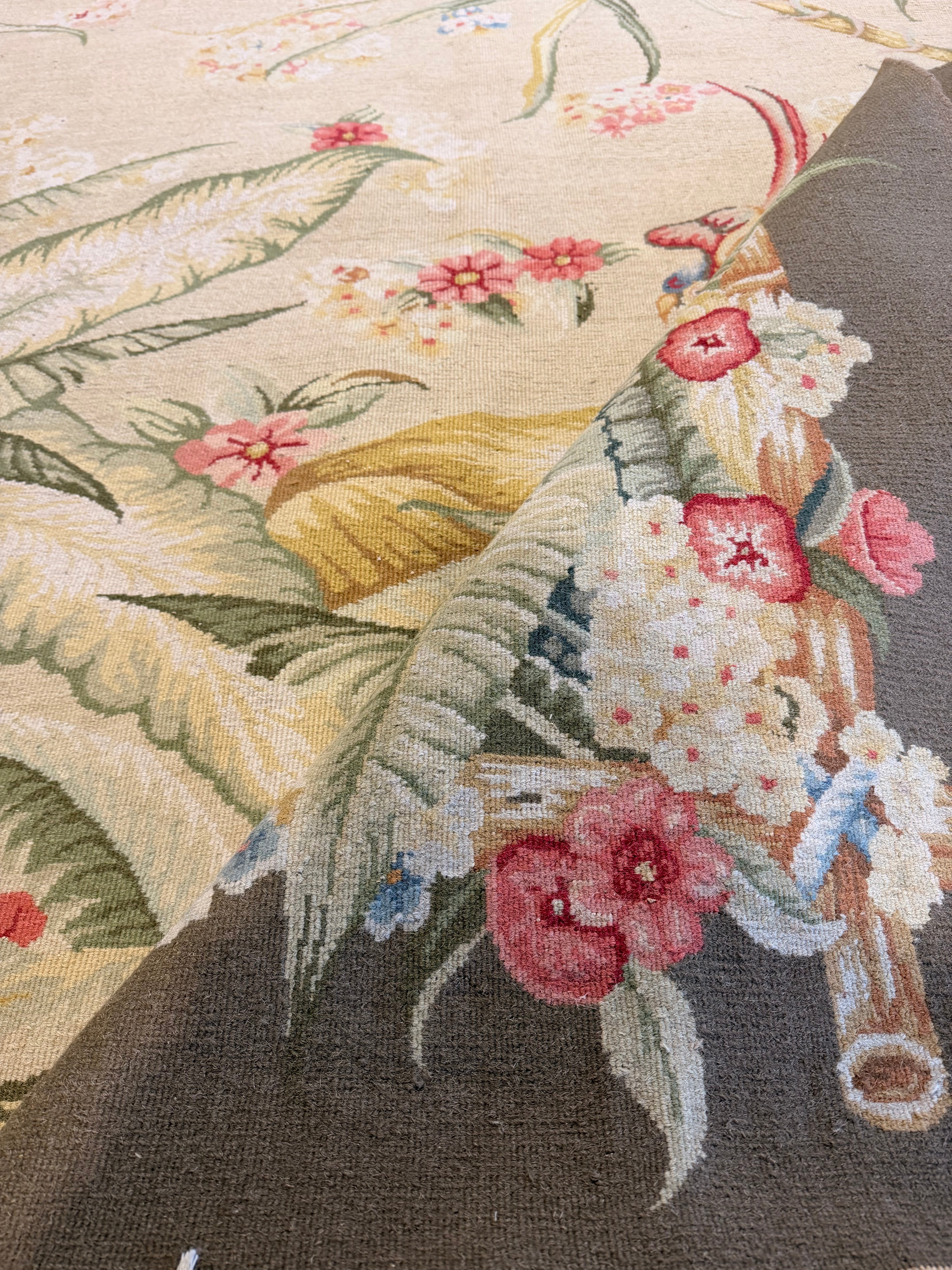 French Market Walfredo Tropical Brown and Beige Handwoven Soumak Rug (Multiple Sizes) CLEARANCE