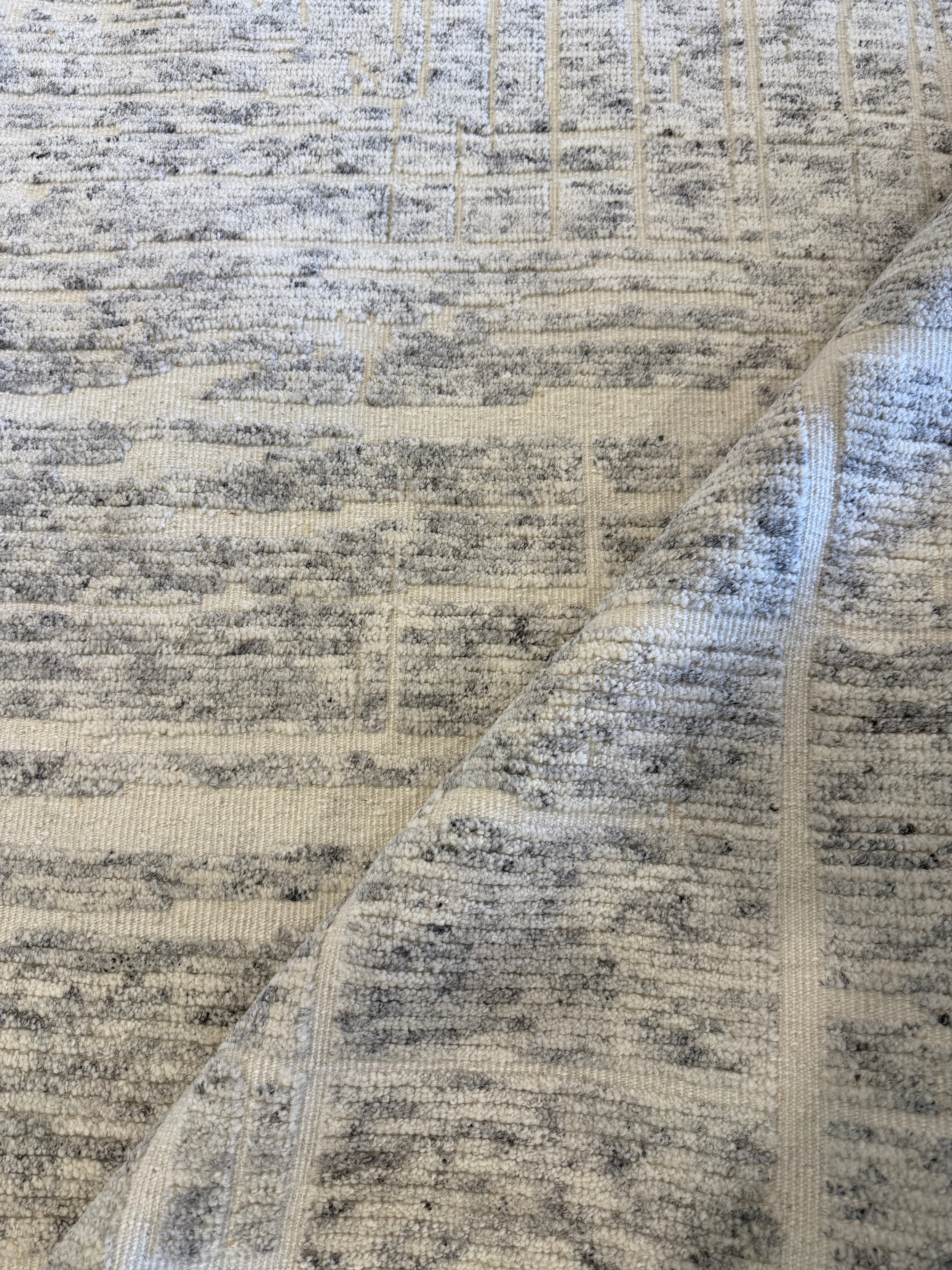 Silva 9.3x11.9 Hand-Knotted Natural Modern