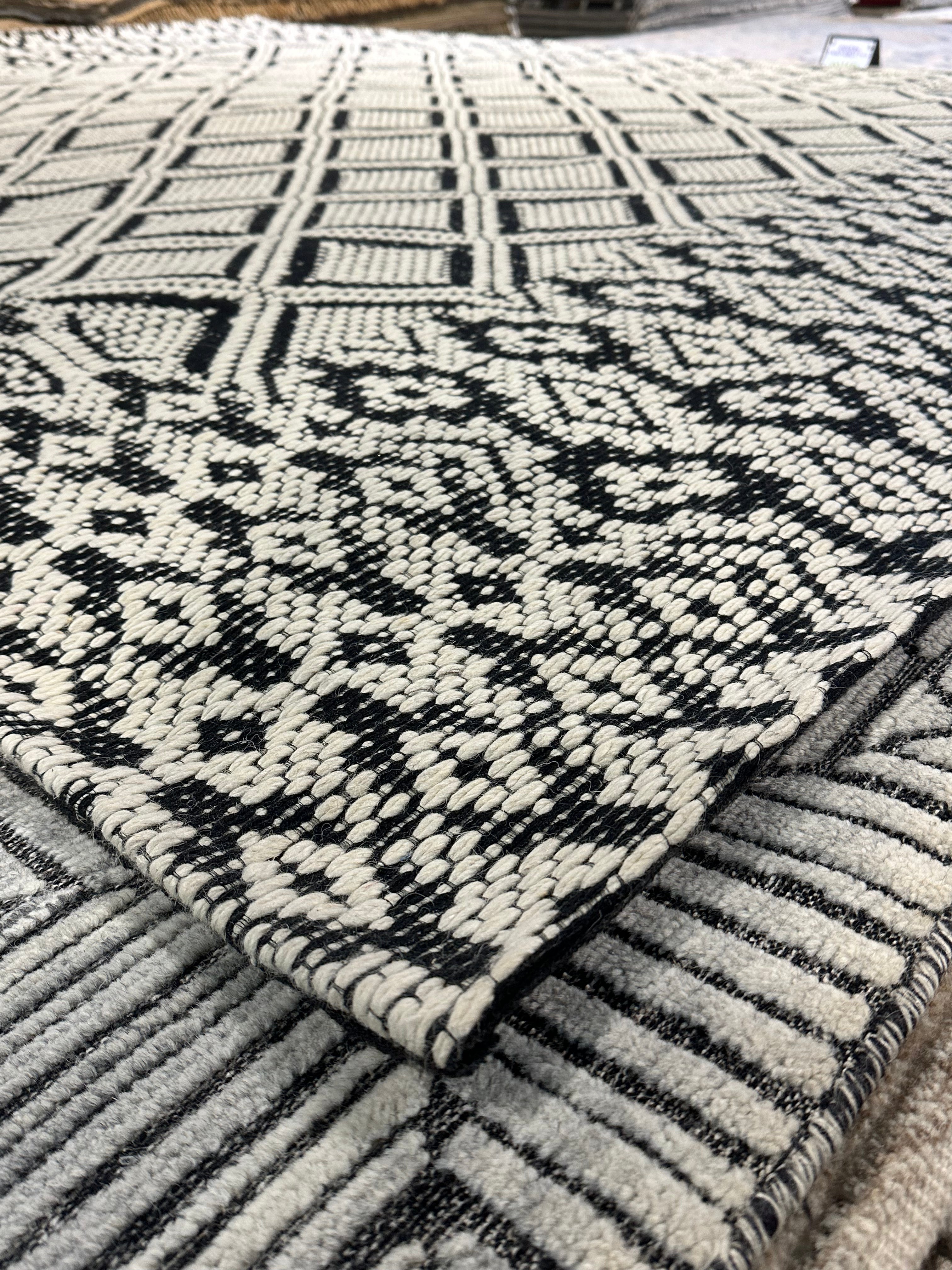 Semmy 8x10 Black and White Handwoven Jacquard Durrie