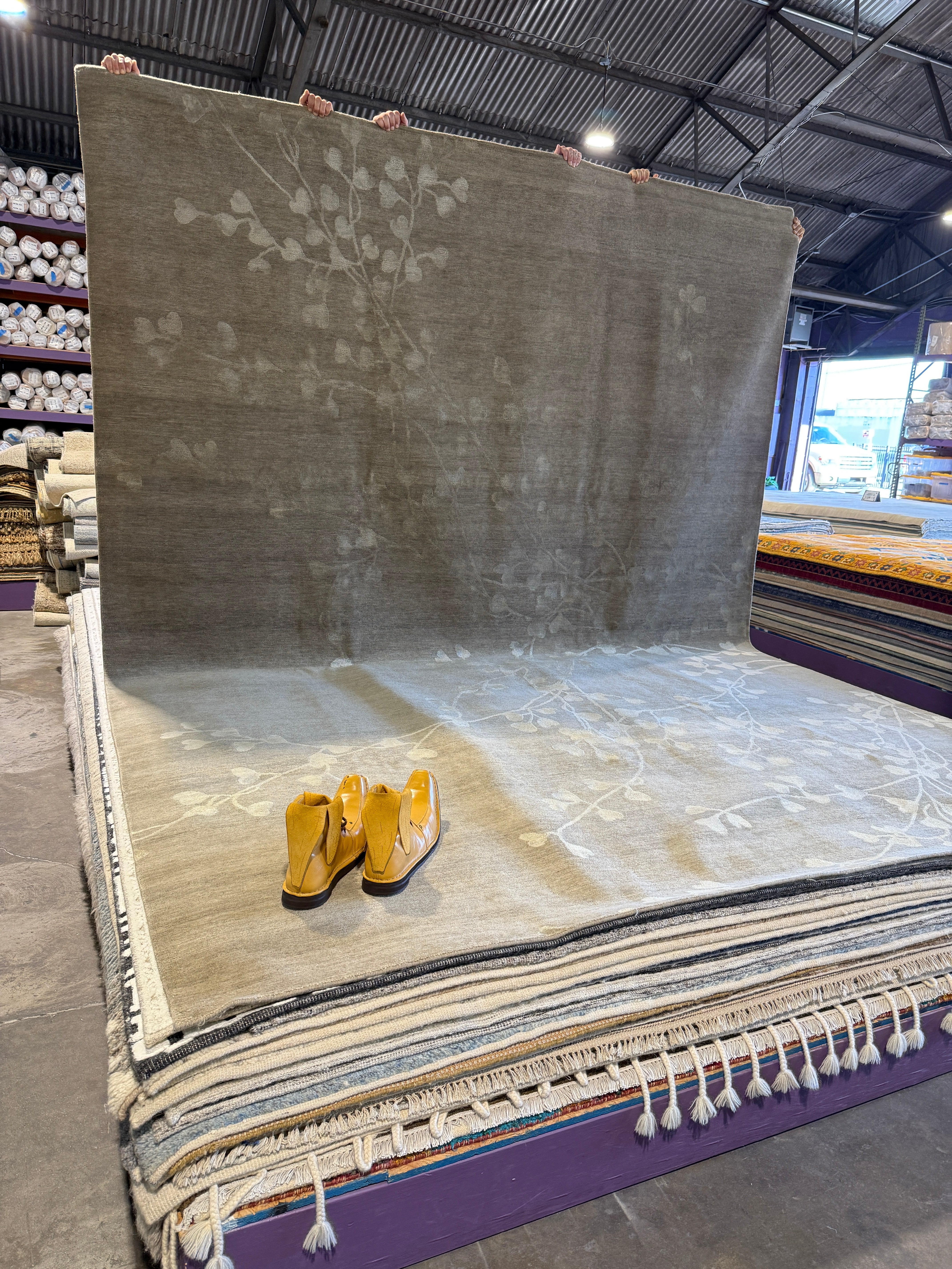 Naderi Law 9x12 Grey Kulin Stone Grey Tibetan Rug