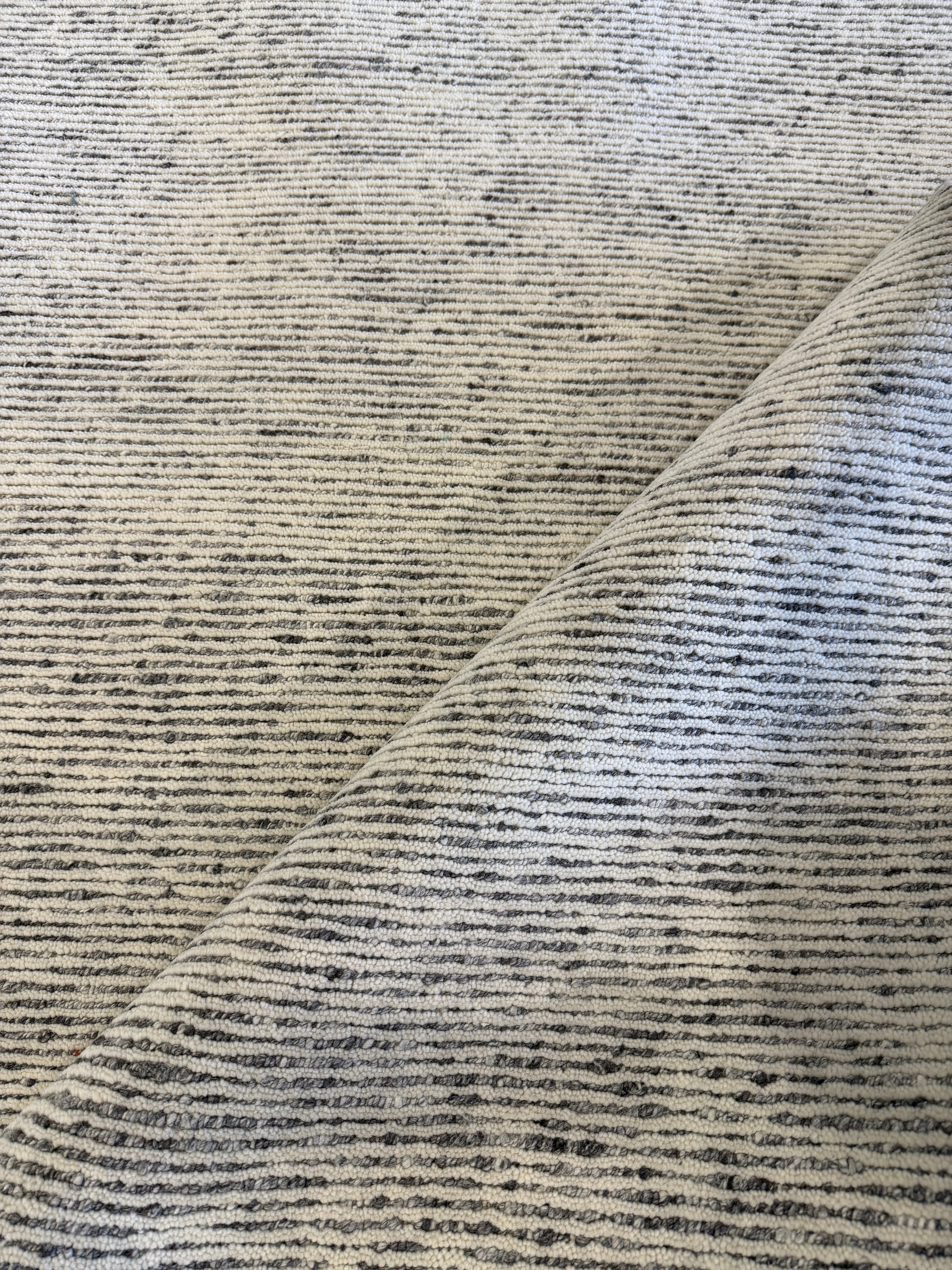 Allegra 8.3x11.6 Hand Knotted Ivory & Grey