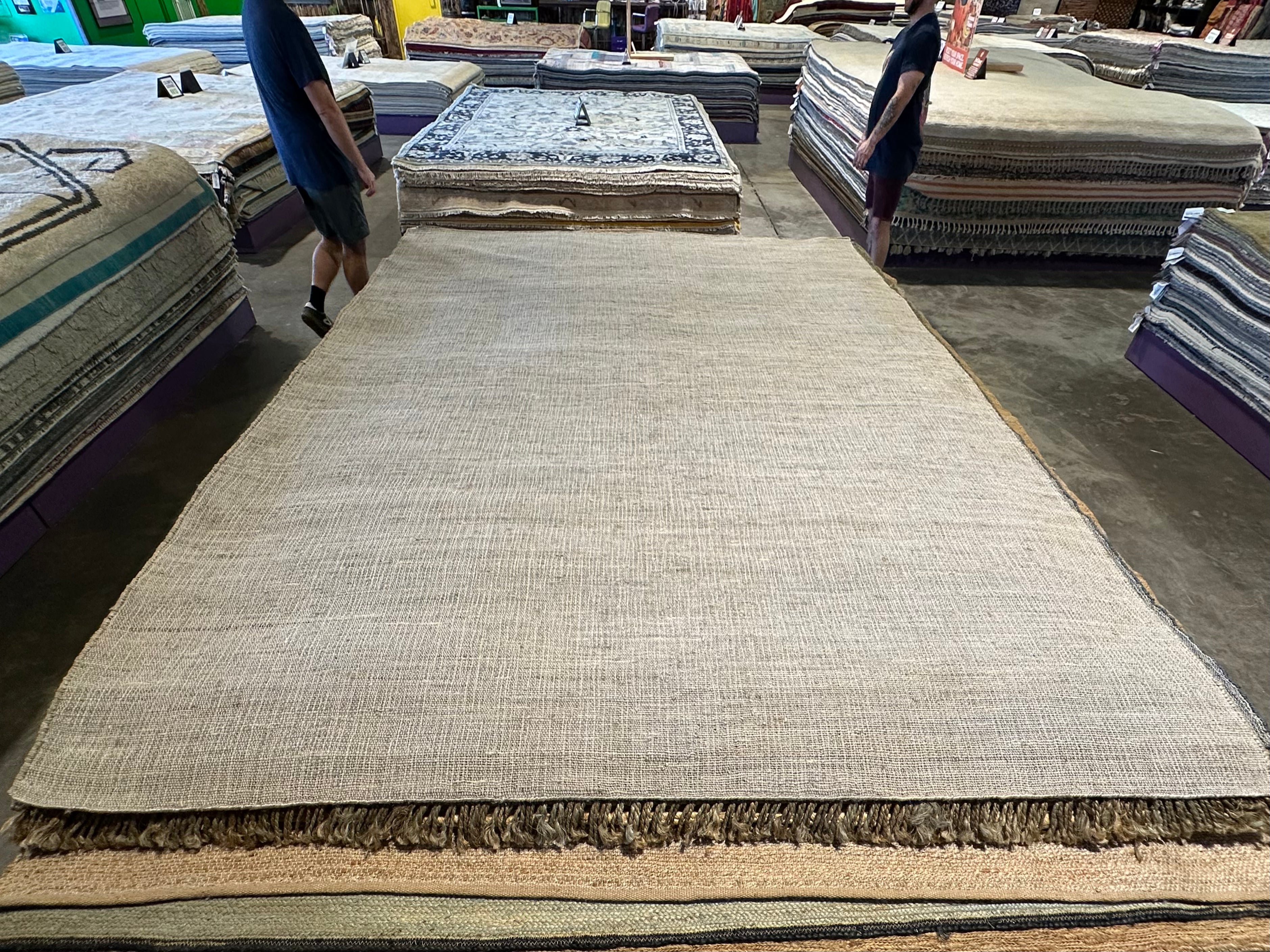 Gish Bac Handwoven Natural Jute Rug