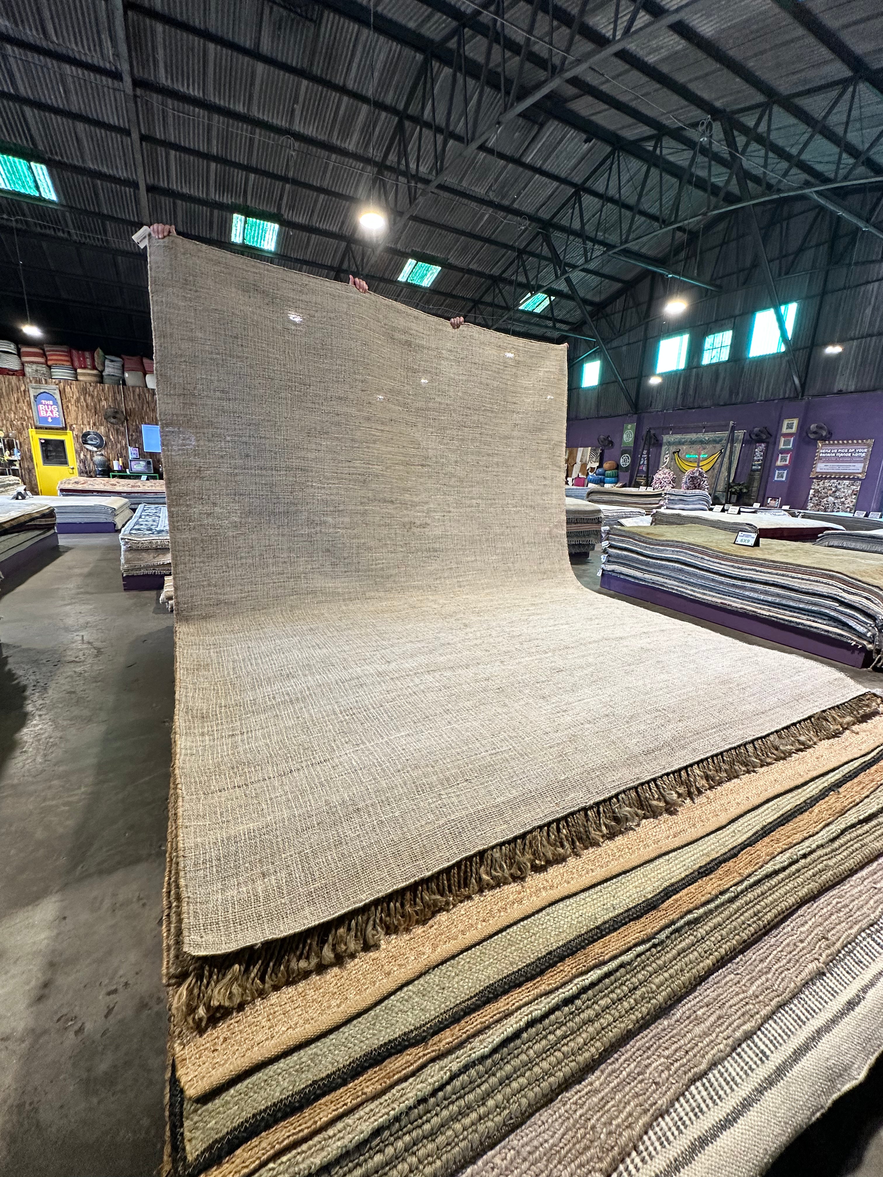 Gish Bac Handwoven Natural Jute Rug