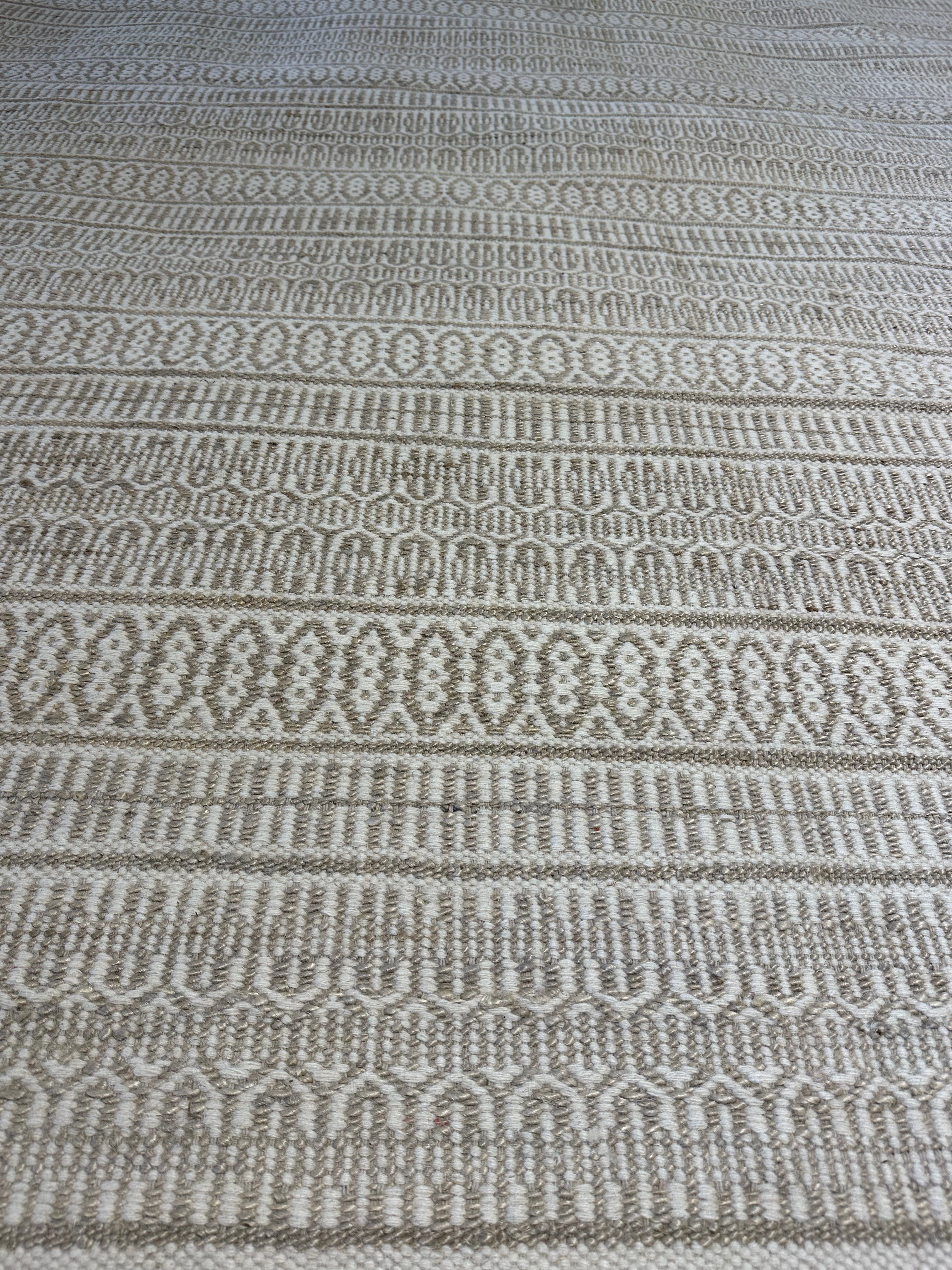 Rosie Perez 9x11.9 Design Wool & Jute Durrie Rug