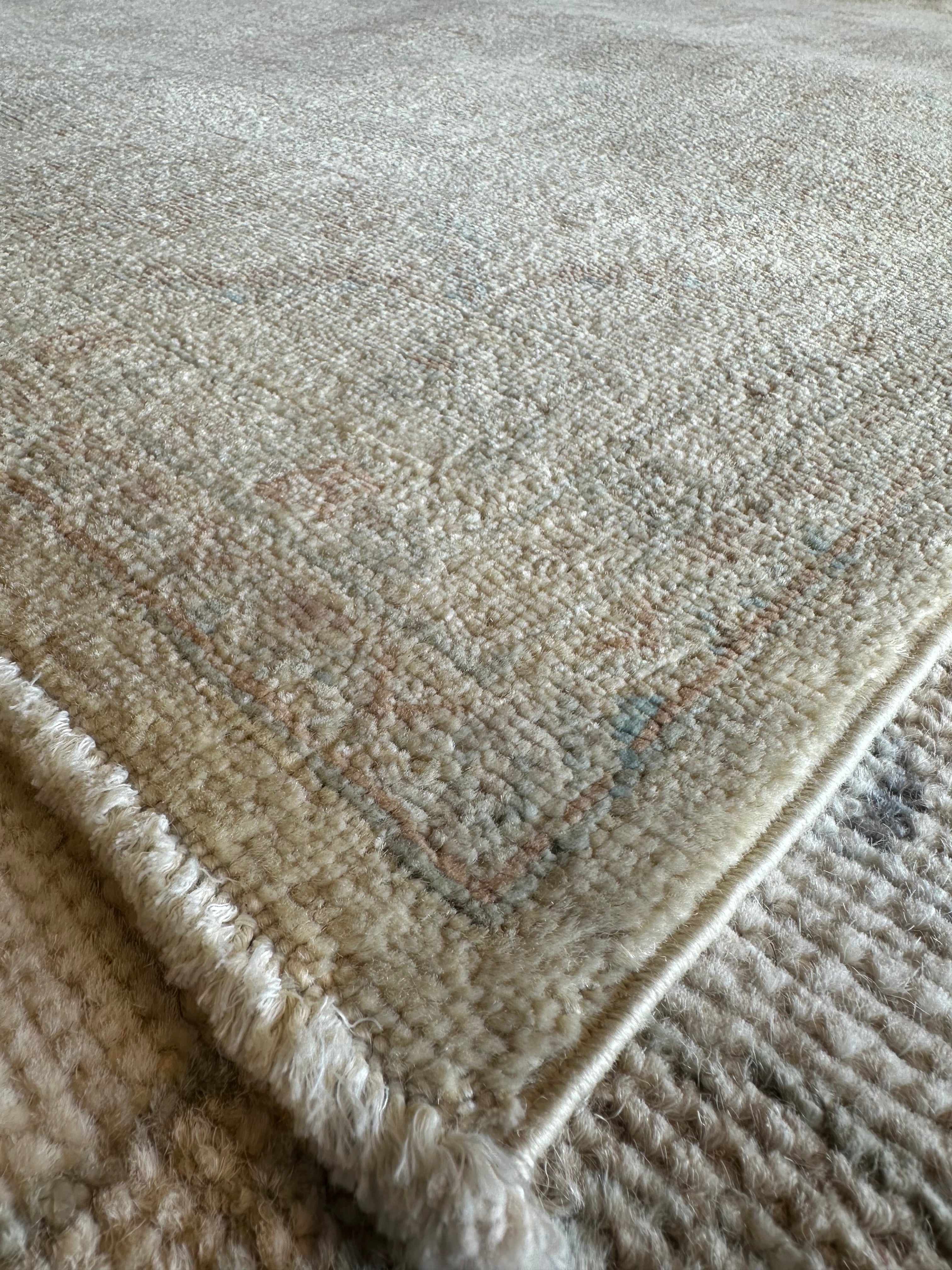 Christina Bach 5.5x7.6 Beige Hand-Knotted Farhan Rug