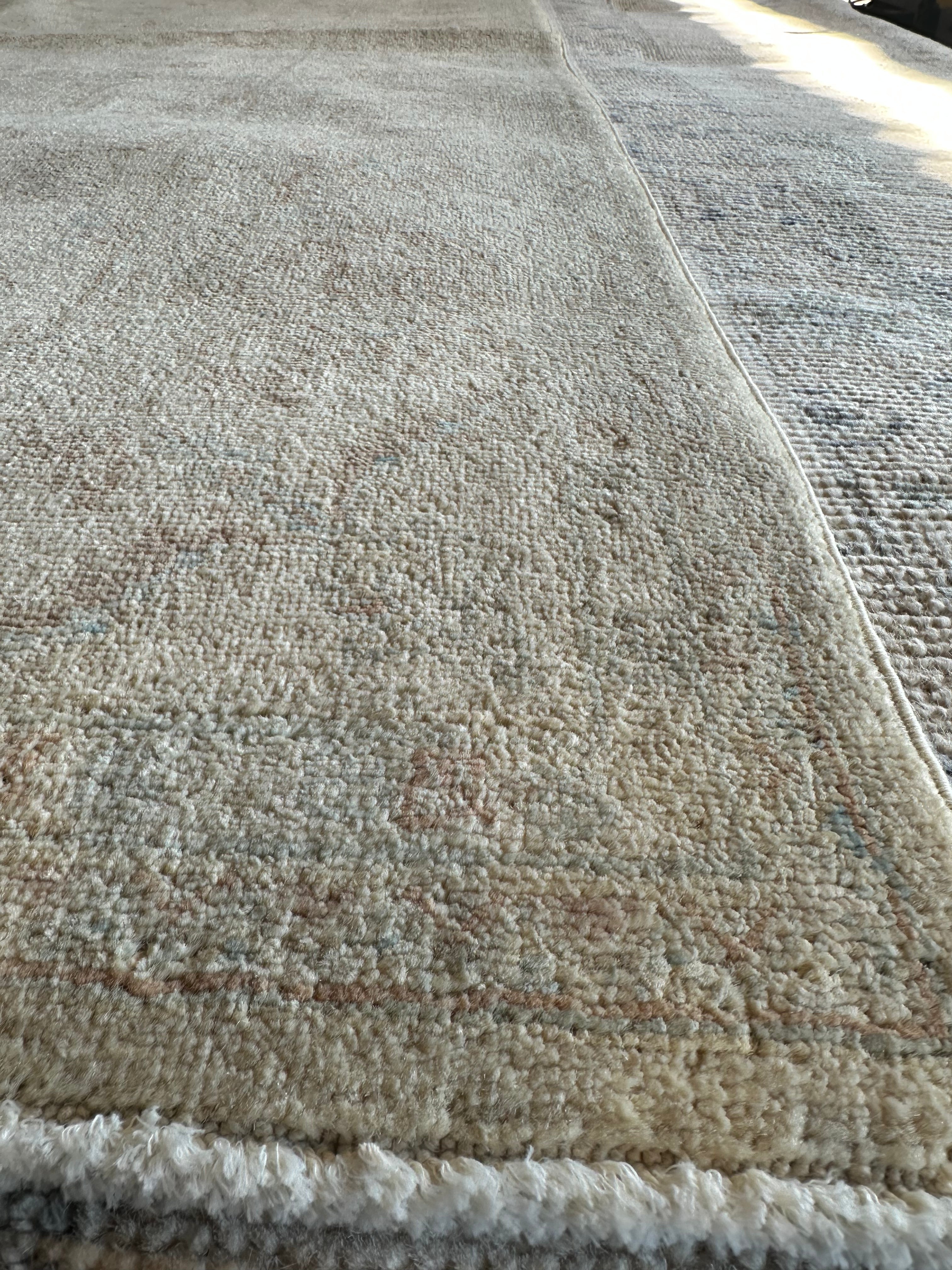 Christina Bach 5.5x7.6 Beige Hand-Knotted Farhan Rug