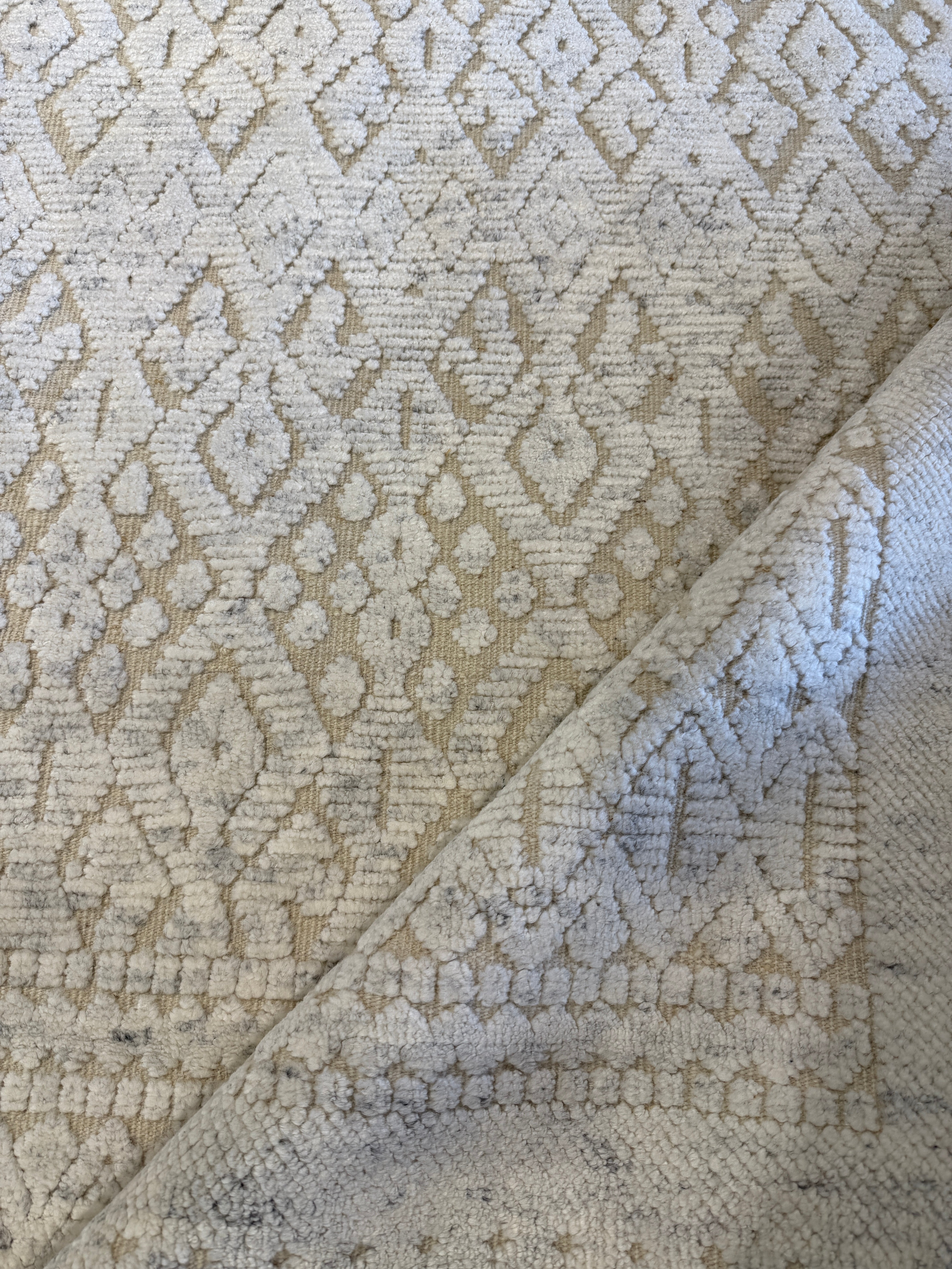 Konstantin Khabensky 9.3x11.9 Hand-Knotted Modern Rug Ivory High-Low