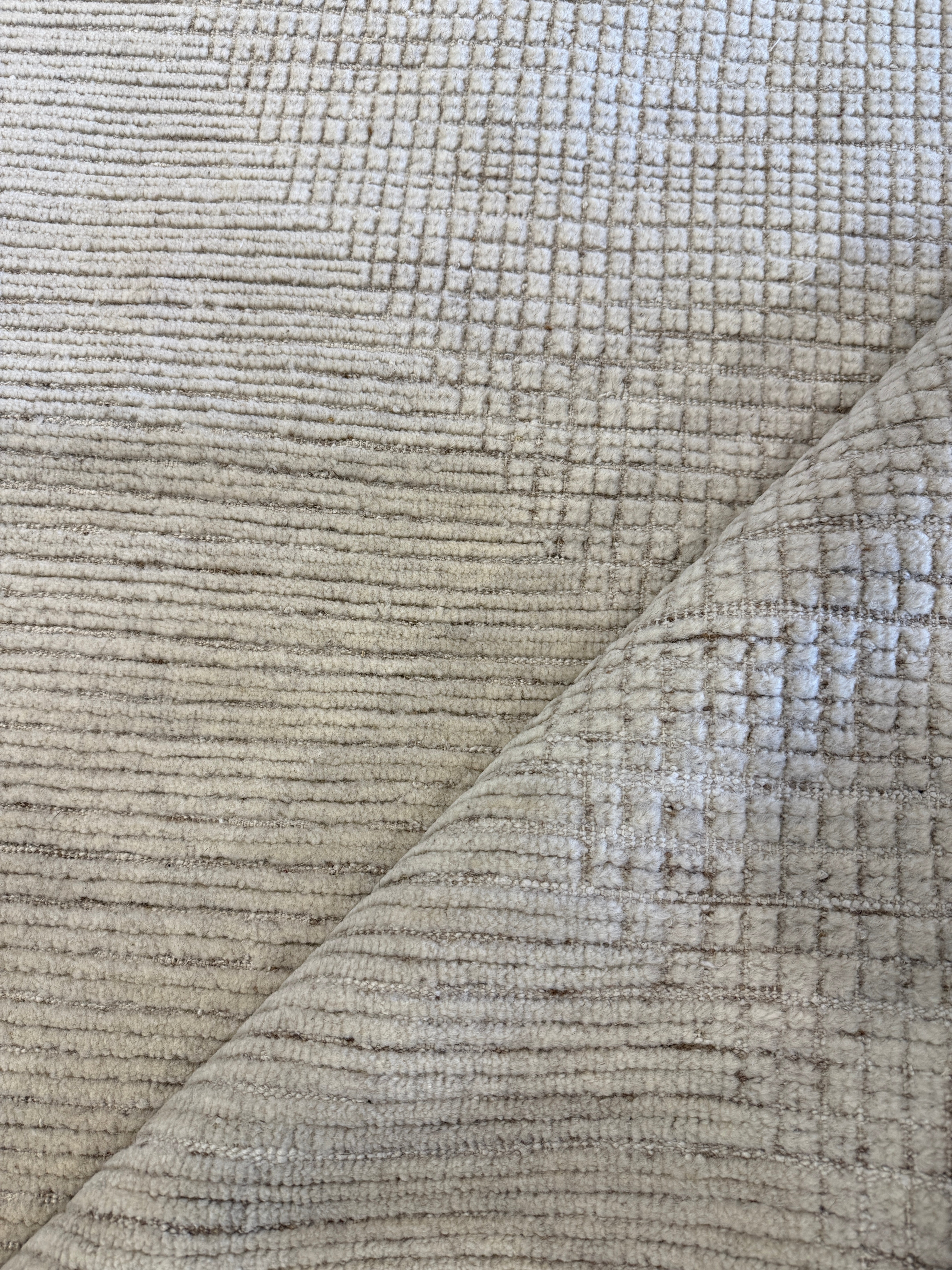 Tick Tock 9x12 Hand-Knotted Modern Rug Ivory High-Low