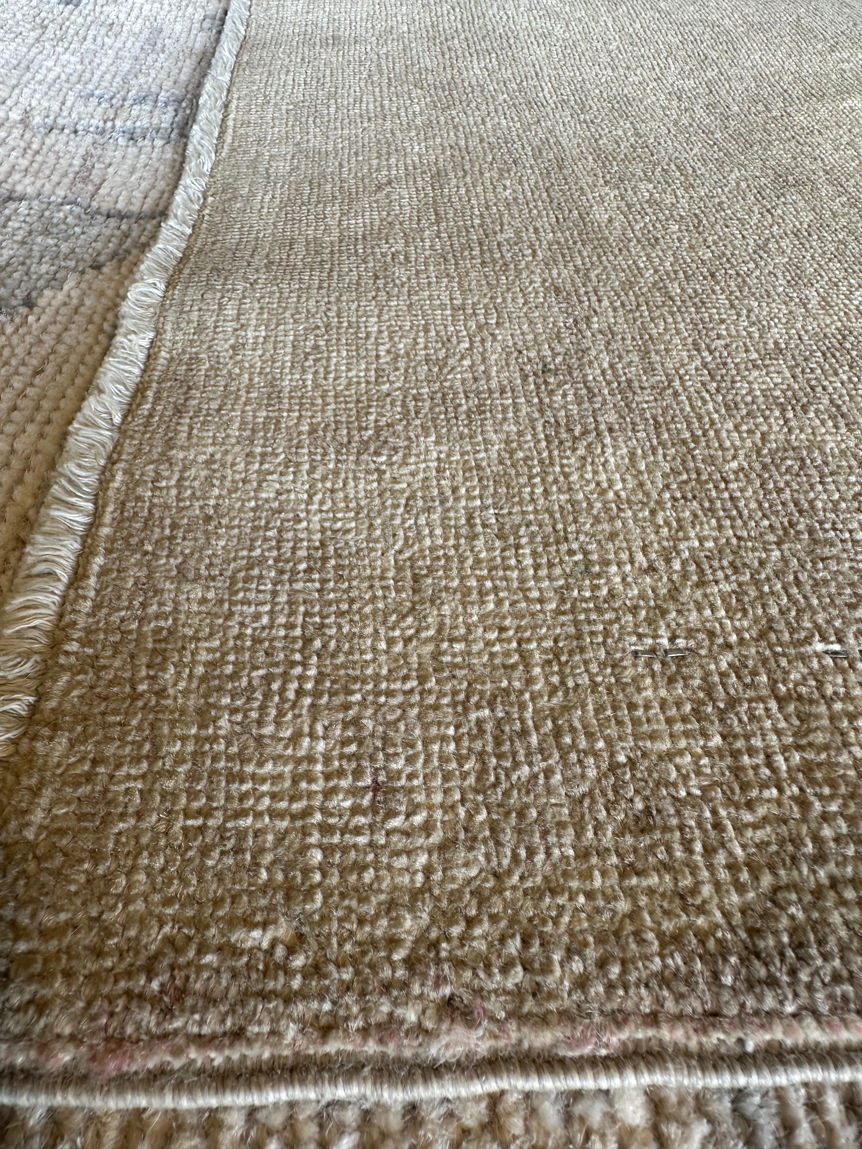 Analisa Wall 2.1x3 Beige Hand-Knotted Farhan Rug