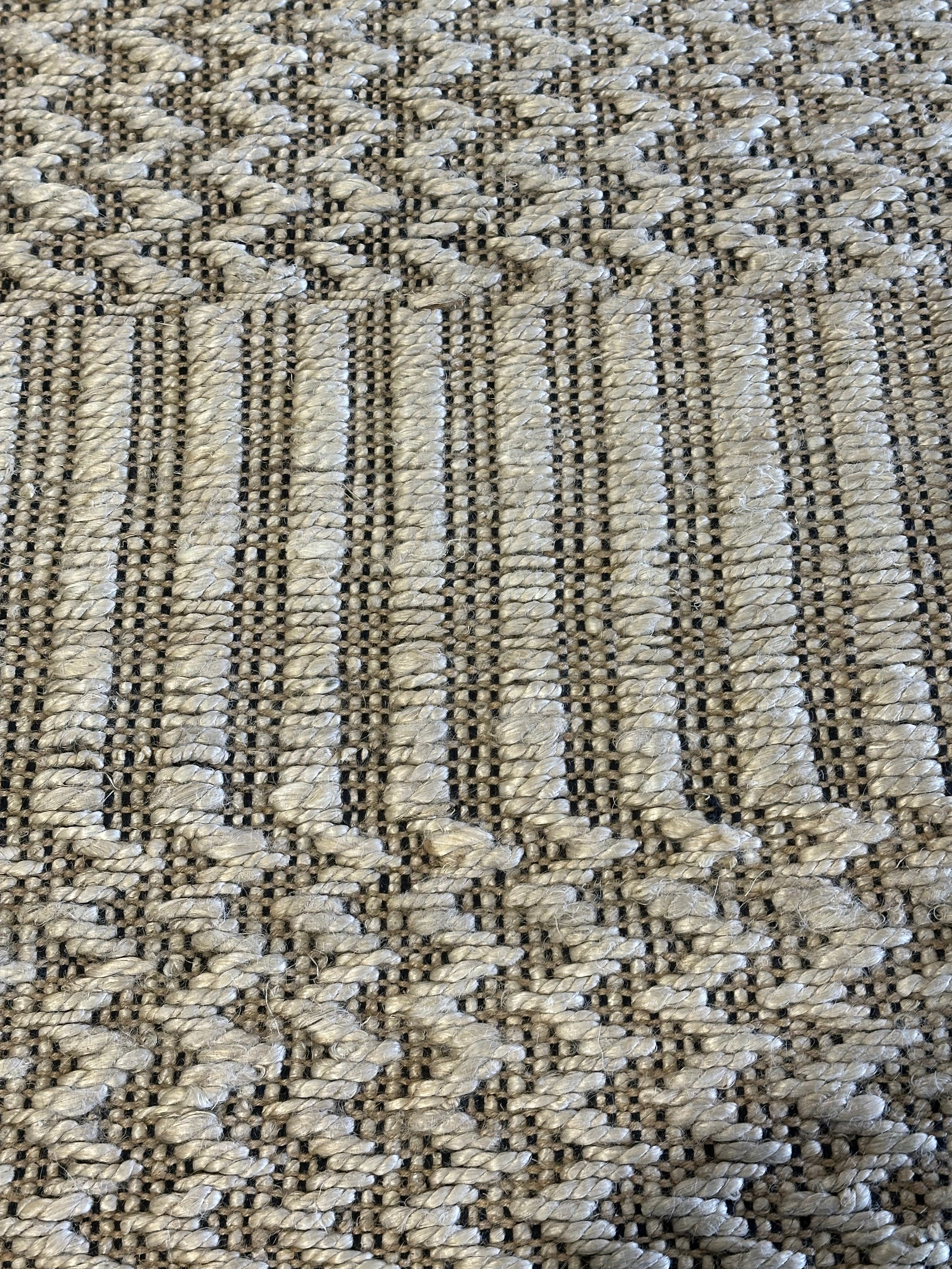 Stefon Handwoven 8x11.3 Durrie Jute Rug