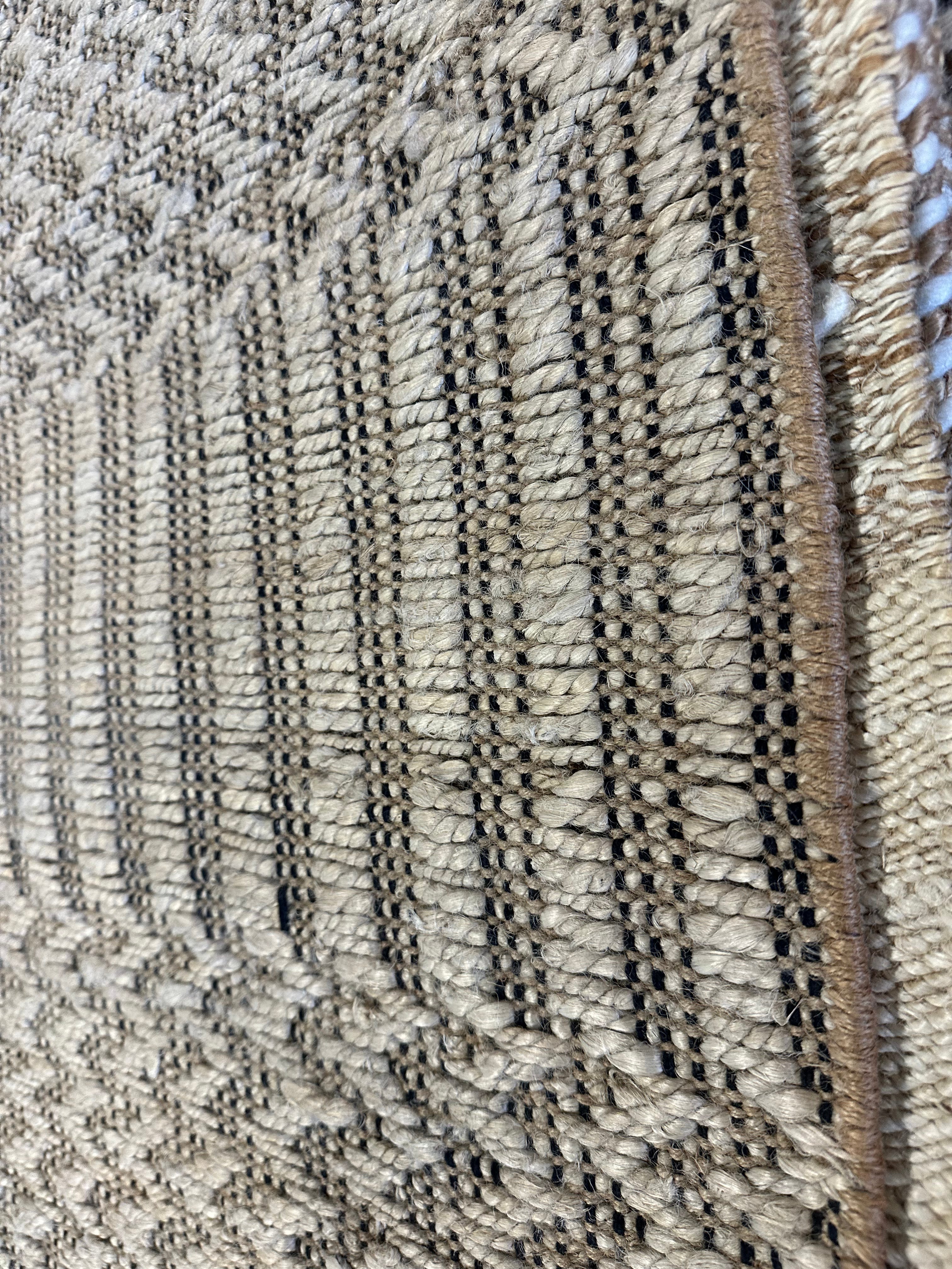 Stefon Handwoven 8x11.3 Durrie Jute Rug