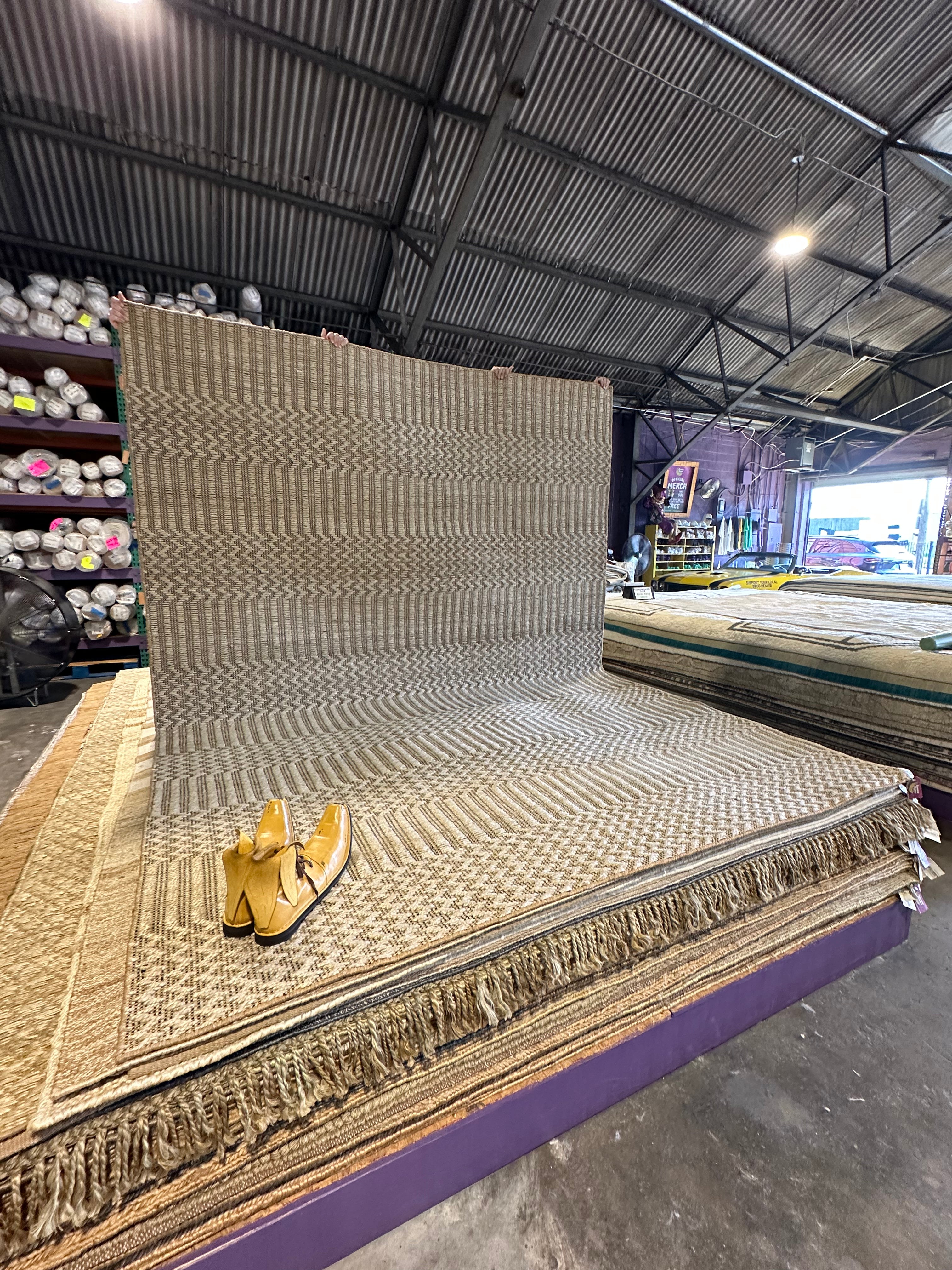 Stefon Handwoven 8x11.3 Durrie Jute Rug
