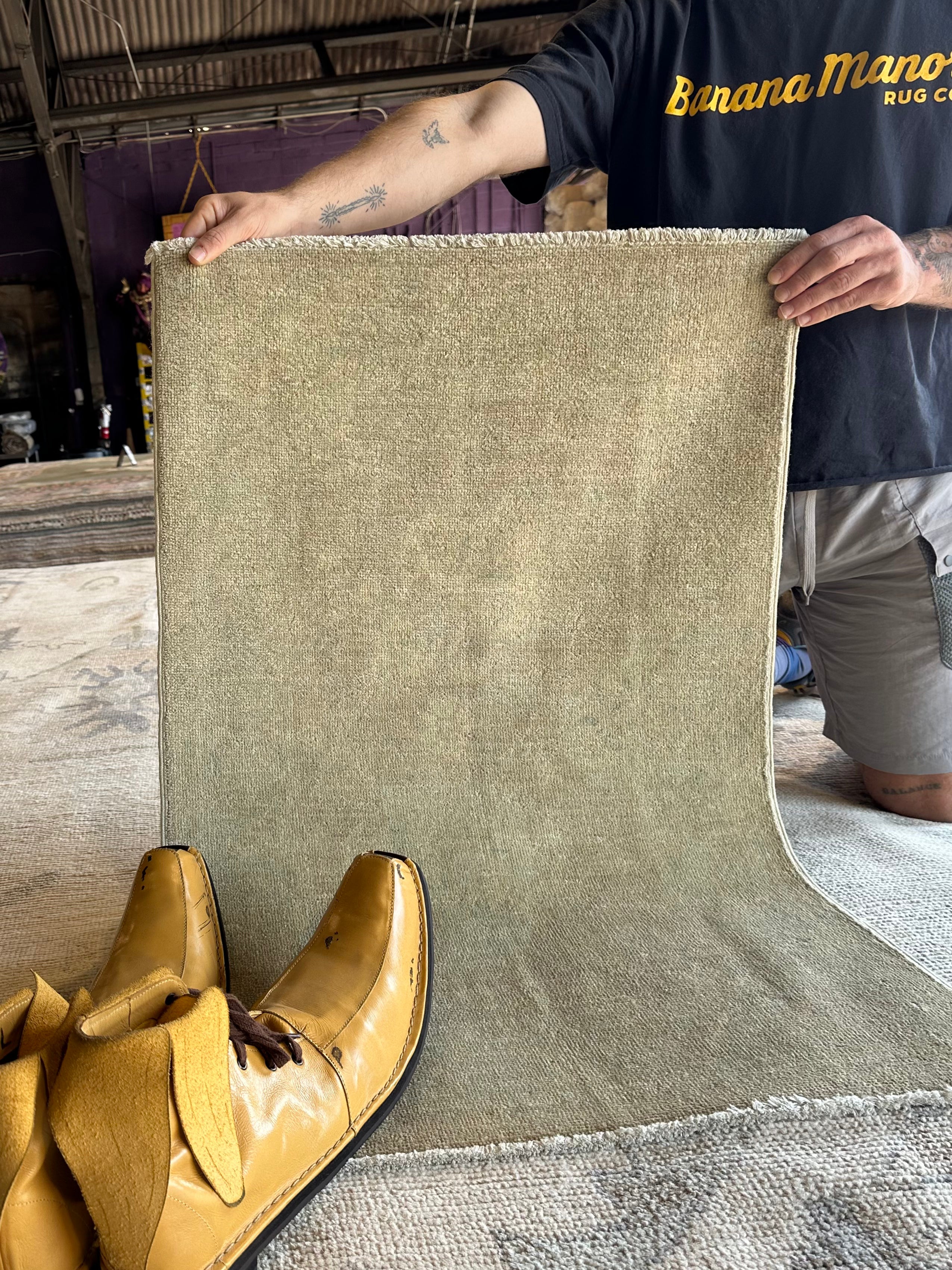 Isabel Saez Smith 2x3.1 Beige Hand-Knotted Farhan Rug