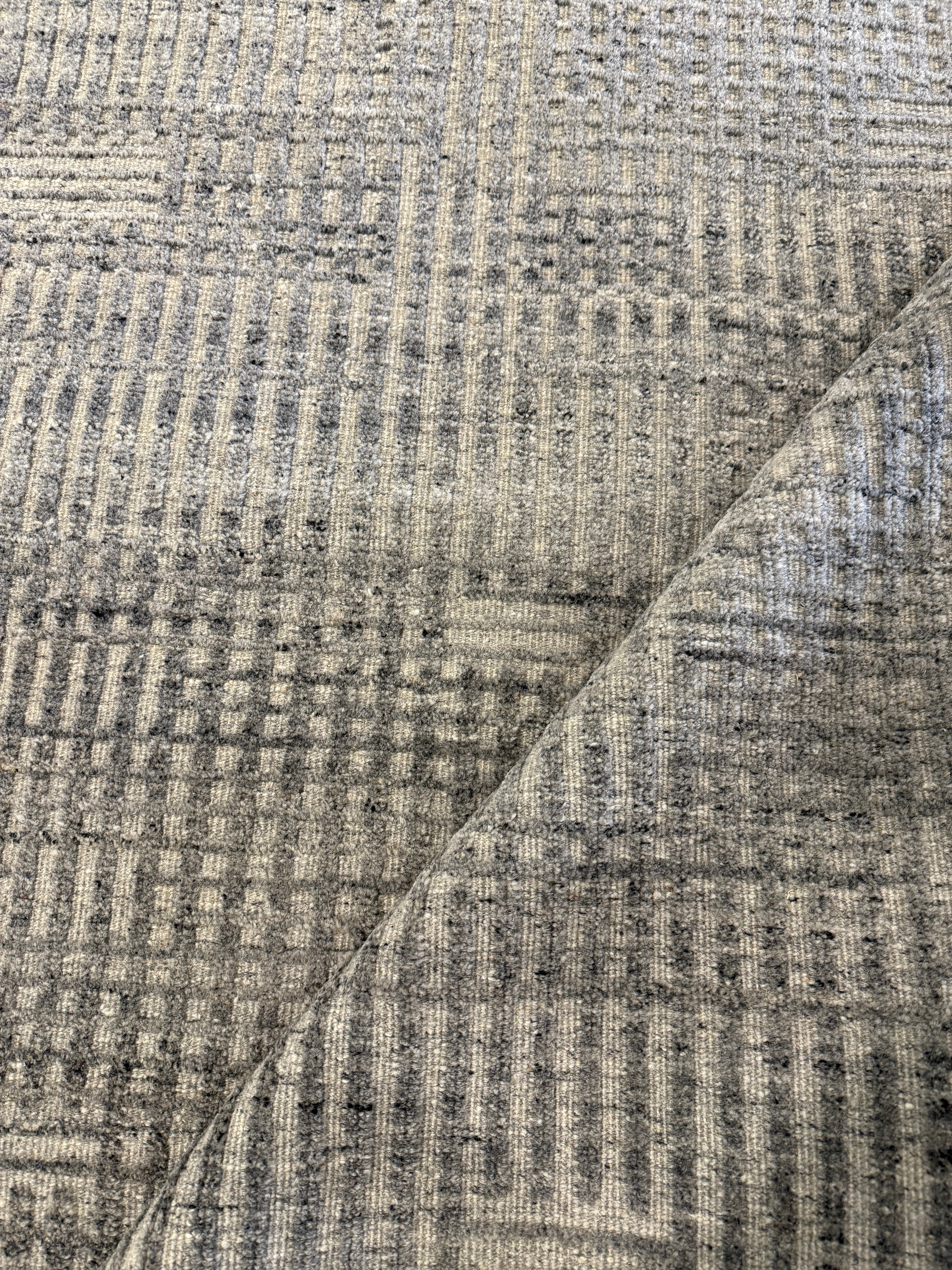 Griem 9.3x11.9 Hand-Knotted Ivory & Grey Modern