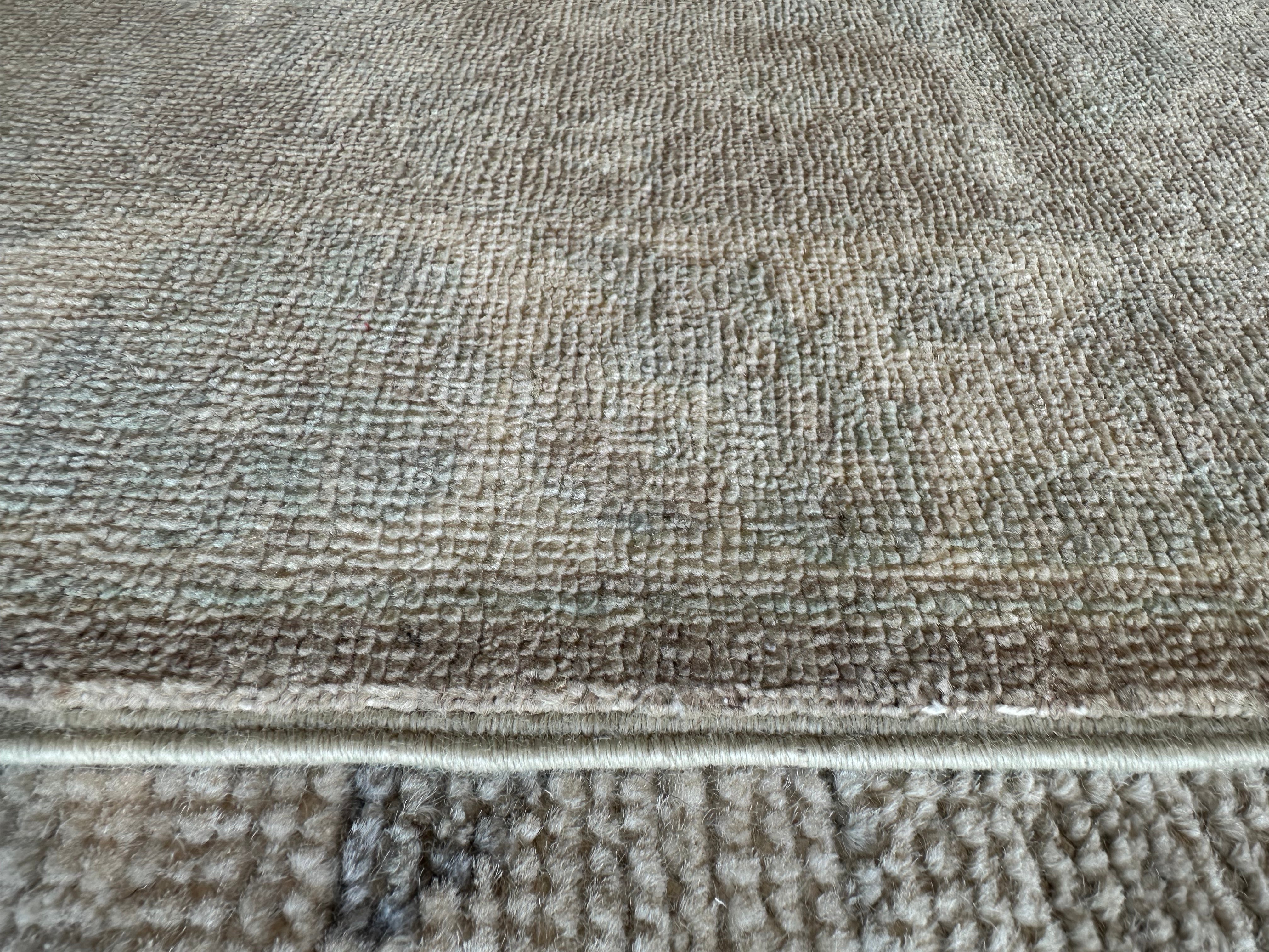 Jenni Thomasson 2x2.11 Beige Hand-Knotted Farhan Rug