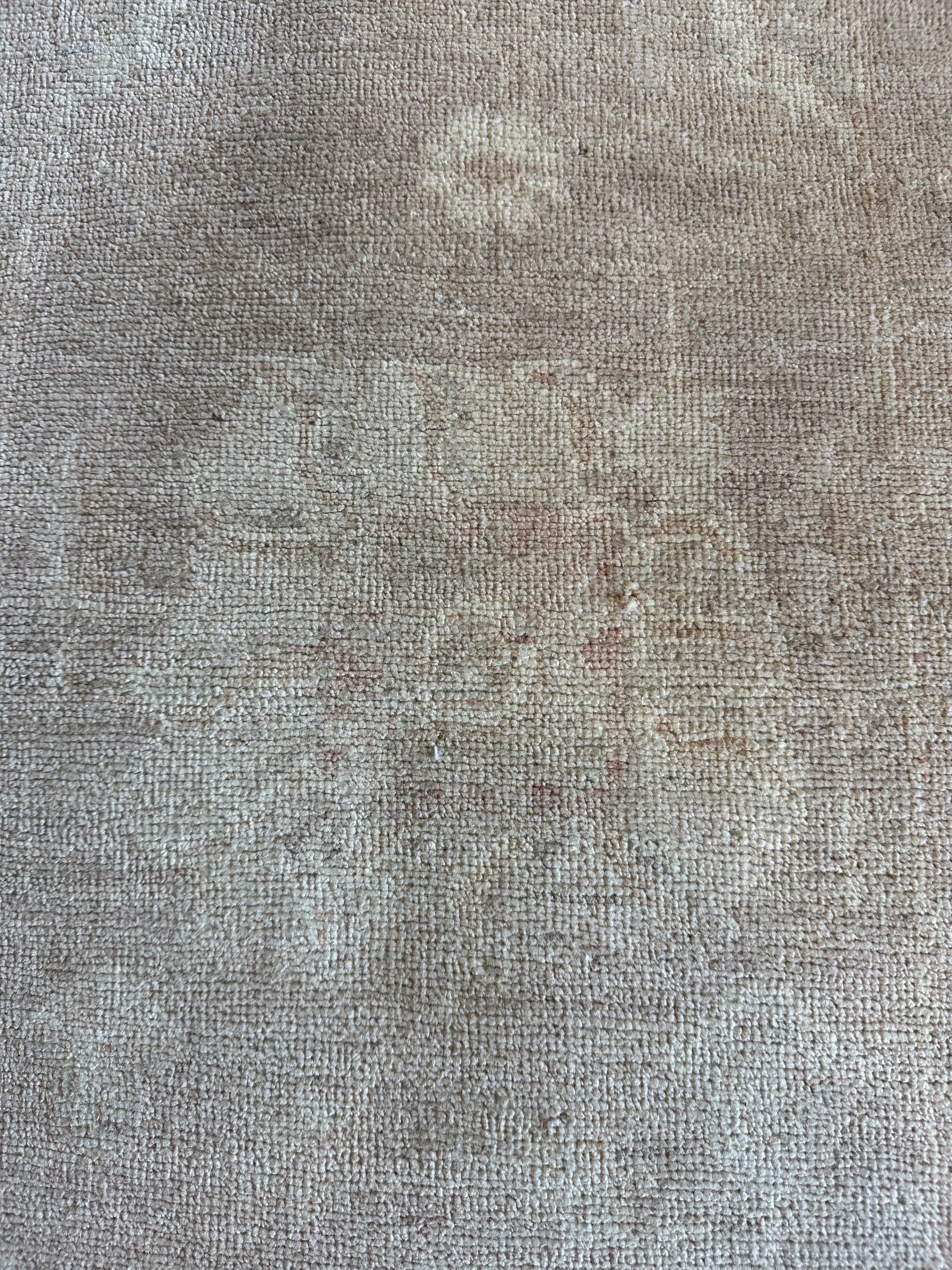 Reneé Rayles 1.11x2.11 Beige Hand-Knotted Farhan Rug