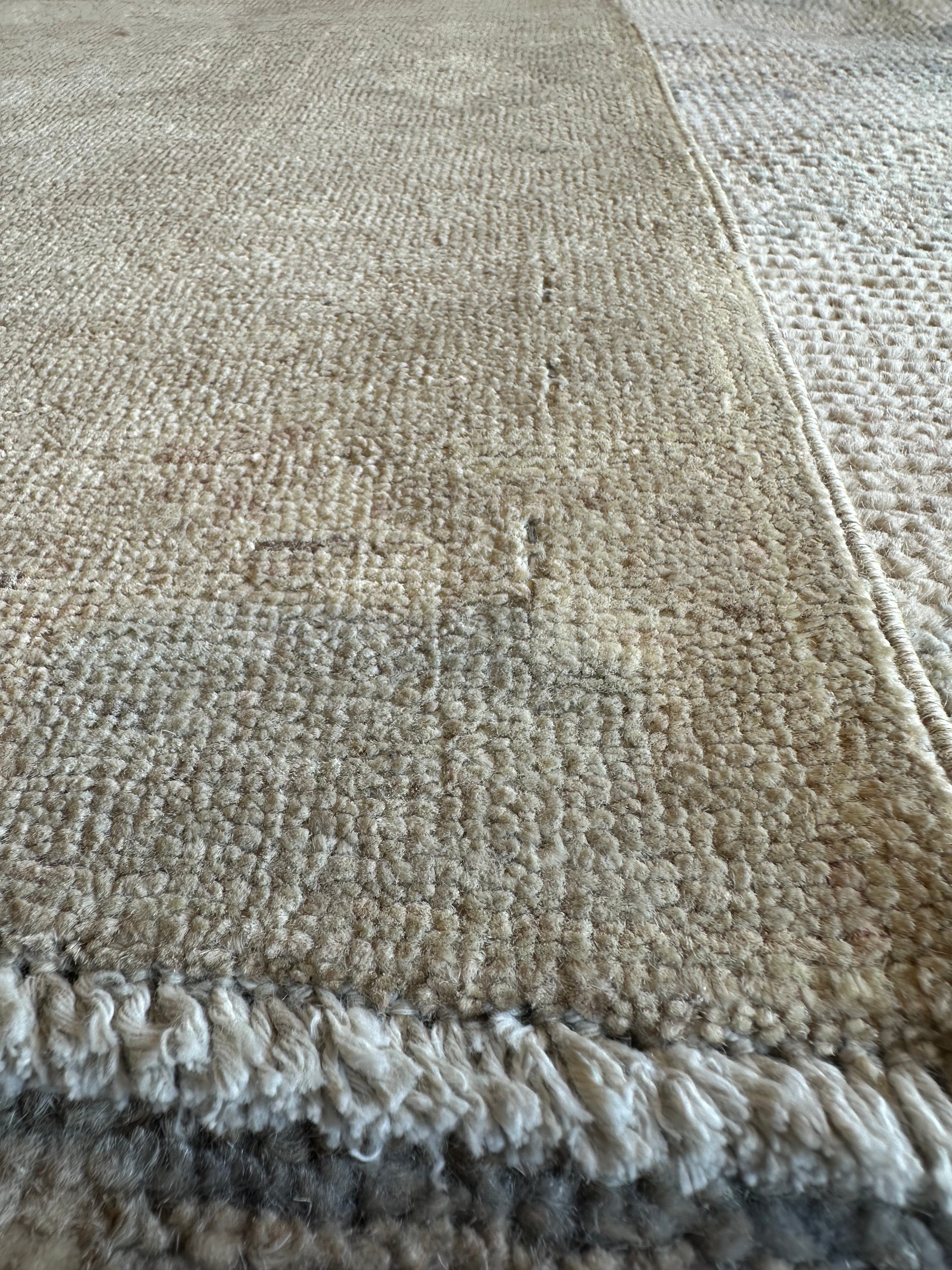 Reneé Rayles 1.11x2.11 Beige Hand-Knotted Farhan Rug
