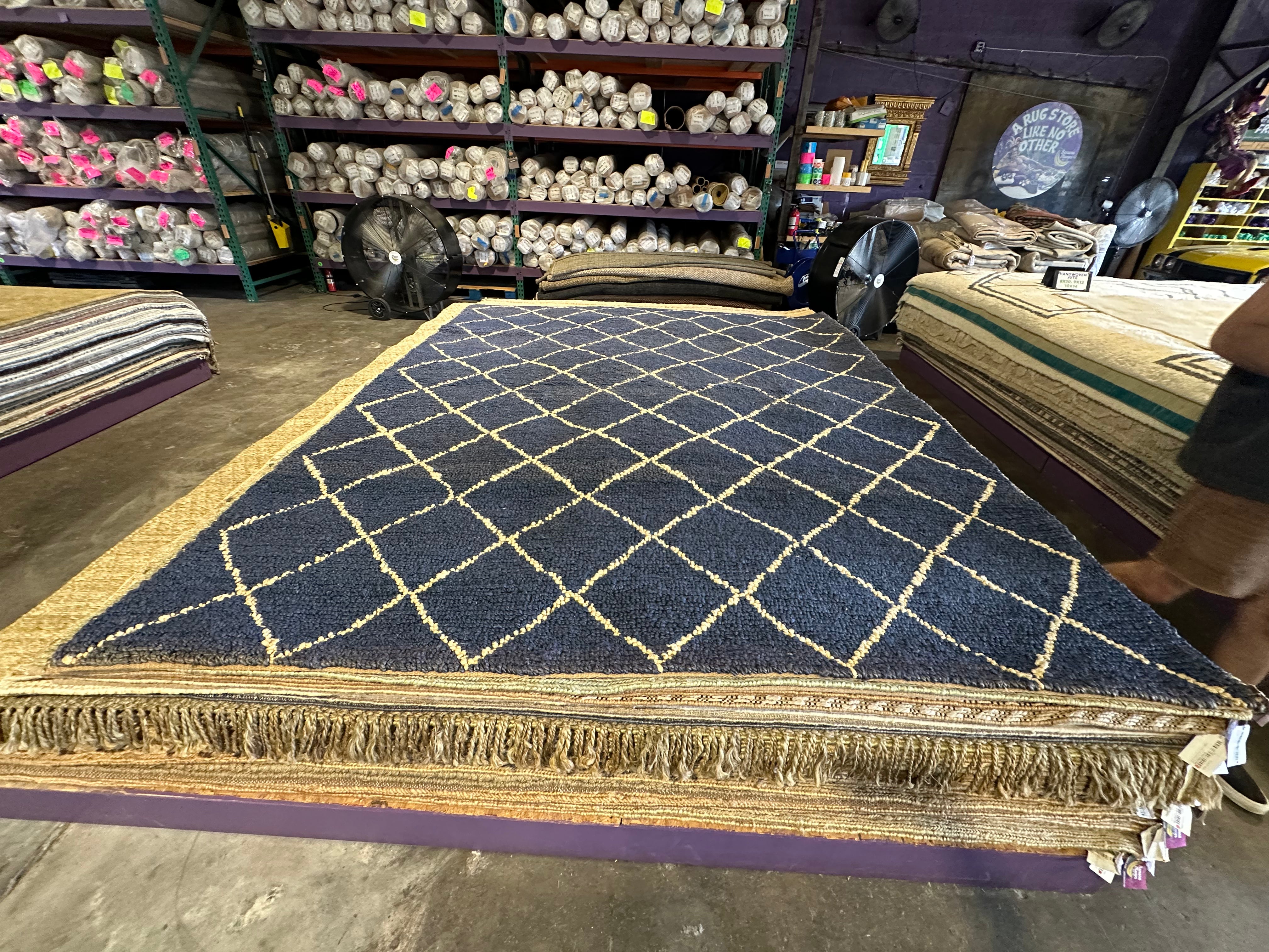 Nerina 8x10 Blue Modern Handwoven Jute Rug