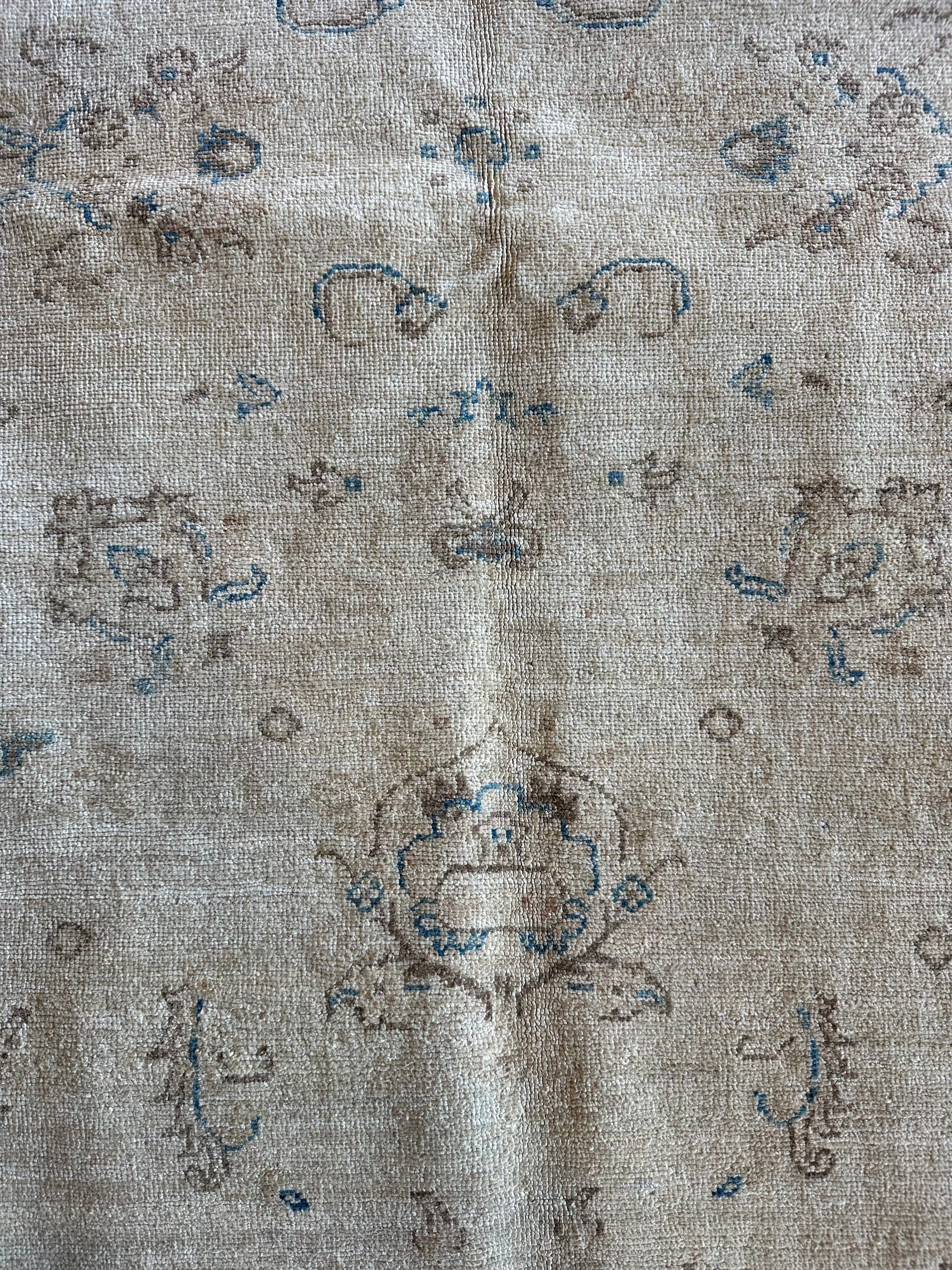 Heather Ray 3.10x5.9 Beige Hand-Knotted Farhan Rug