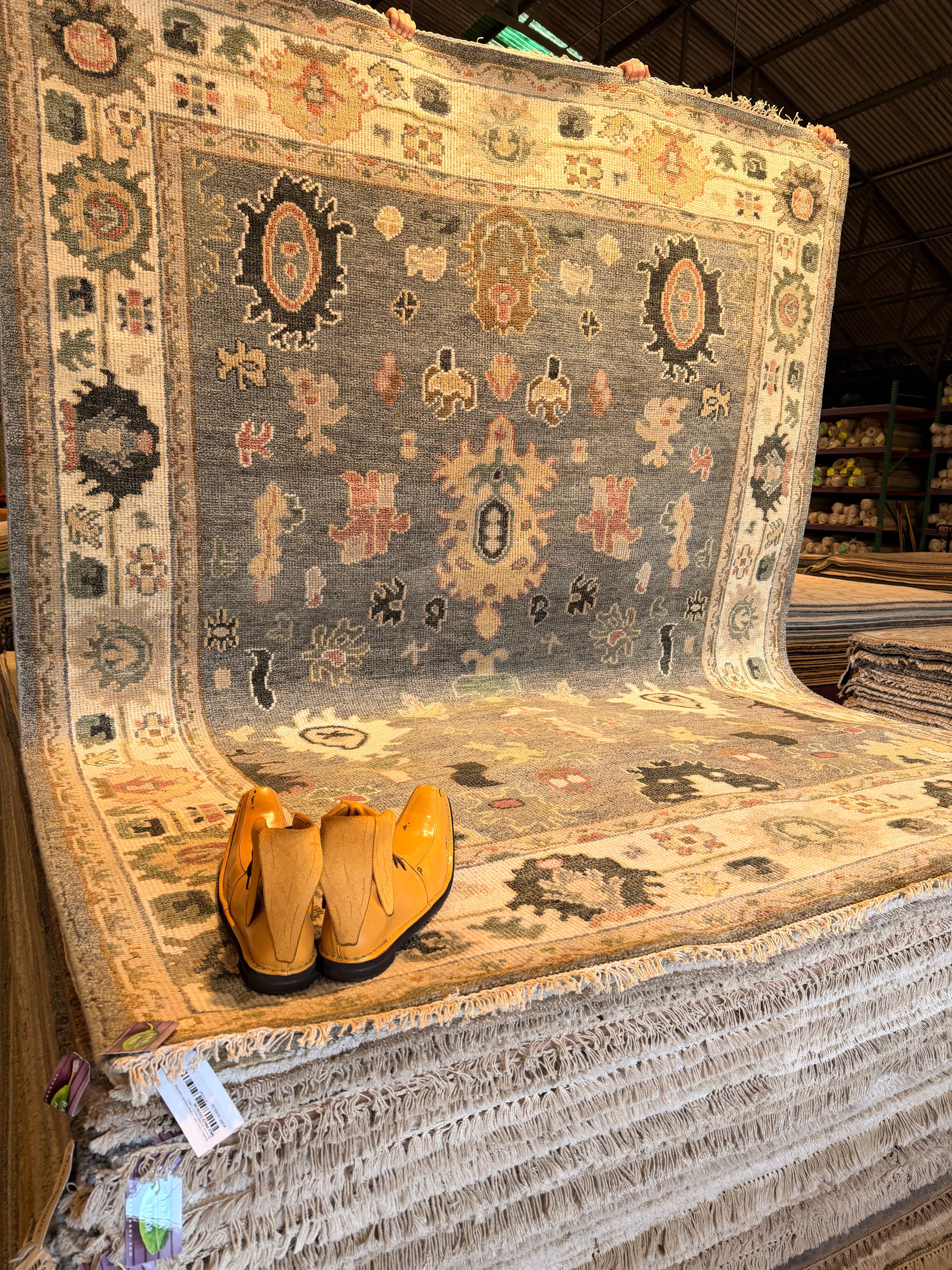 Suzanne Tucker 8x10.3 Grey and Ivory Hand-Knotted Oushak Rug