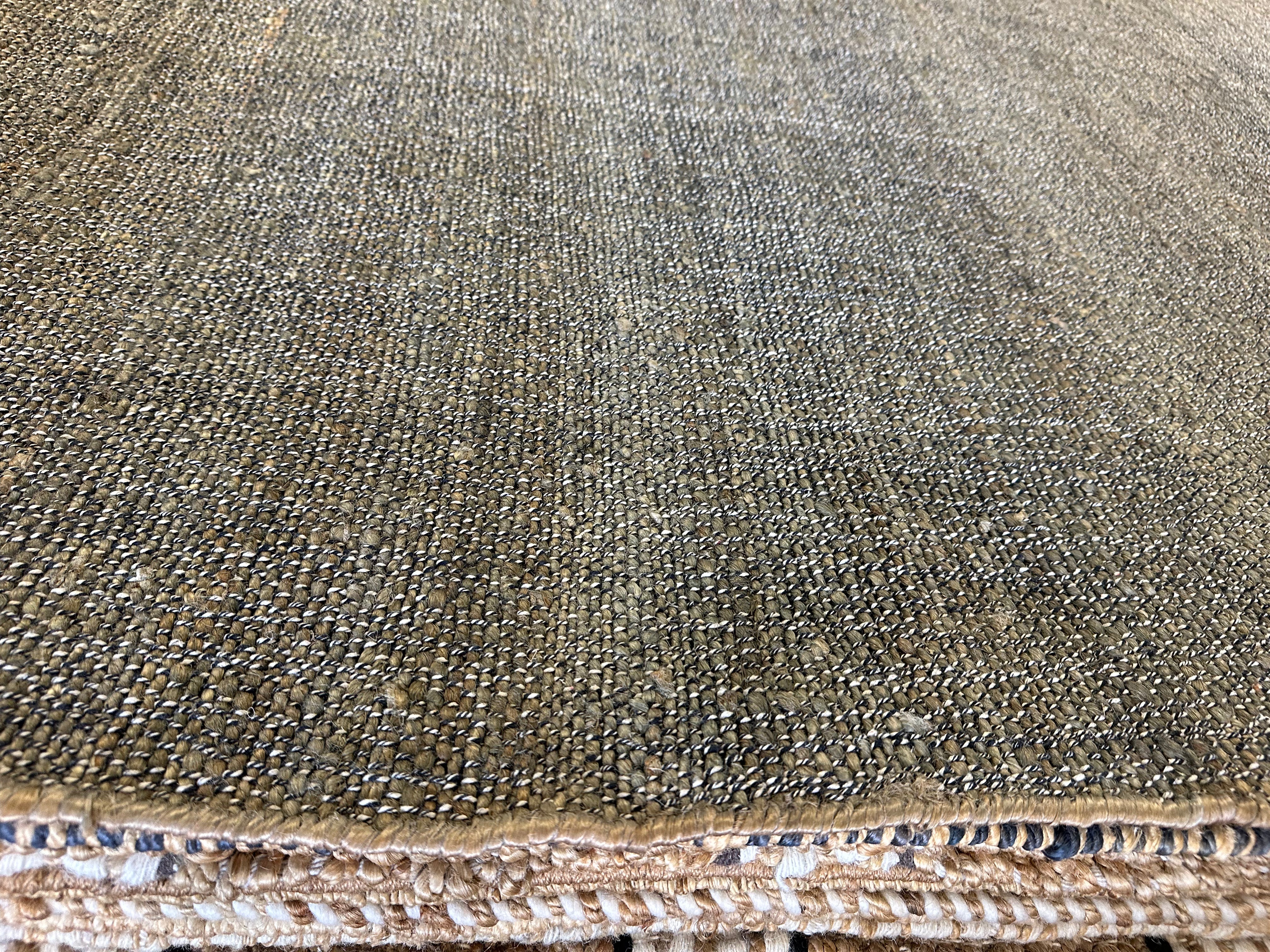 Double Paloma 8x10 Handwoven Pond Scum Jute Rug