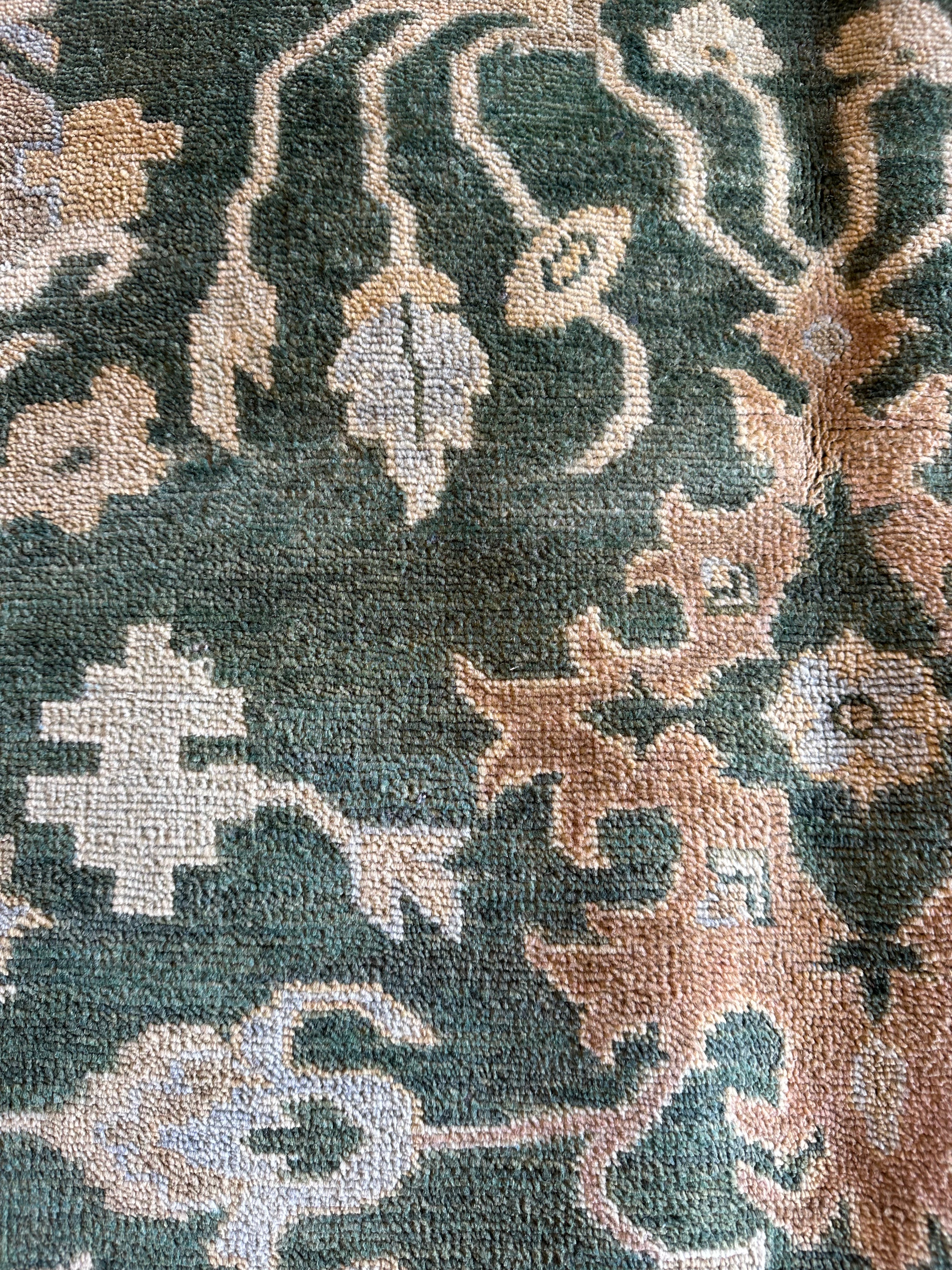 Chastity Dotson 5.5x8.1 Green Hand-Knotted Ziegler Rug