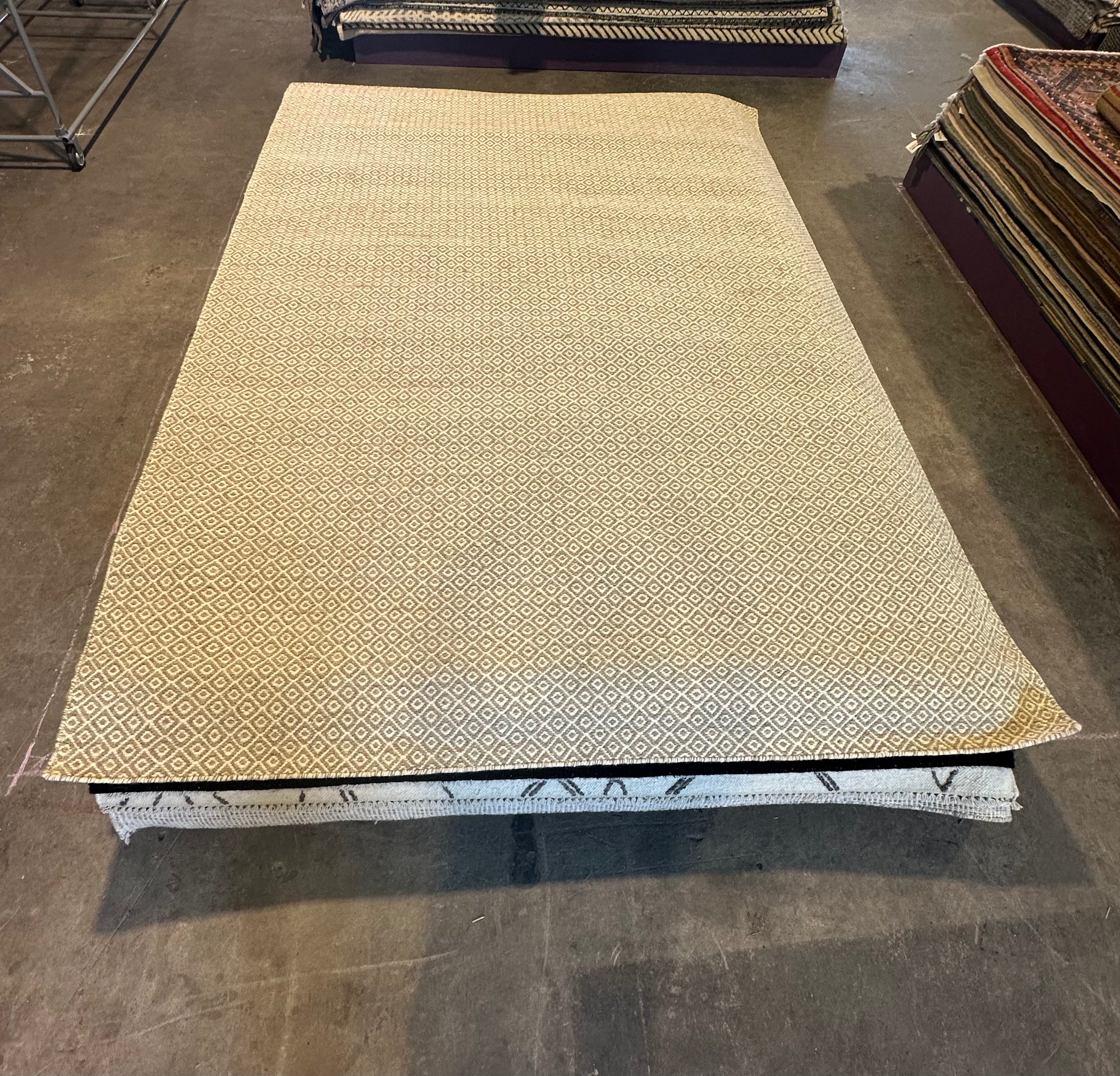 Tino Franco 6.6x9.6 Grey Handwoven Modern Rug