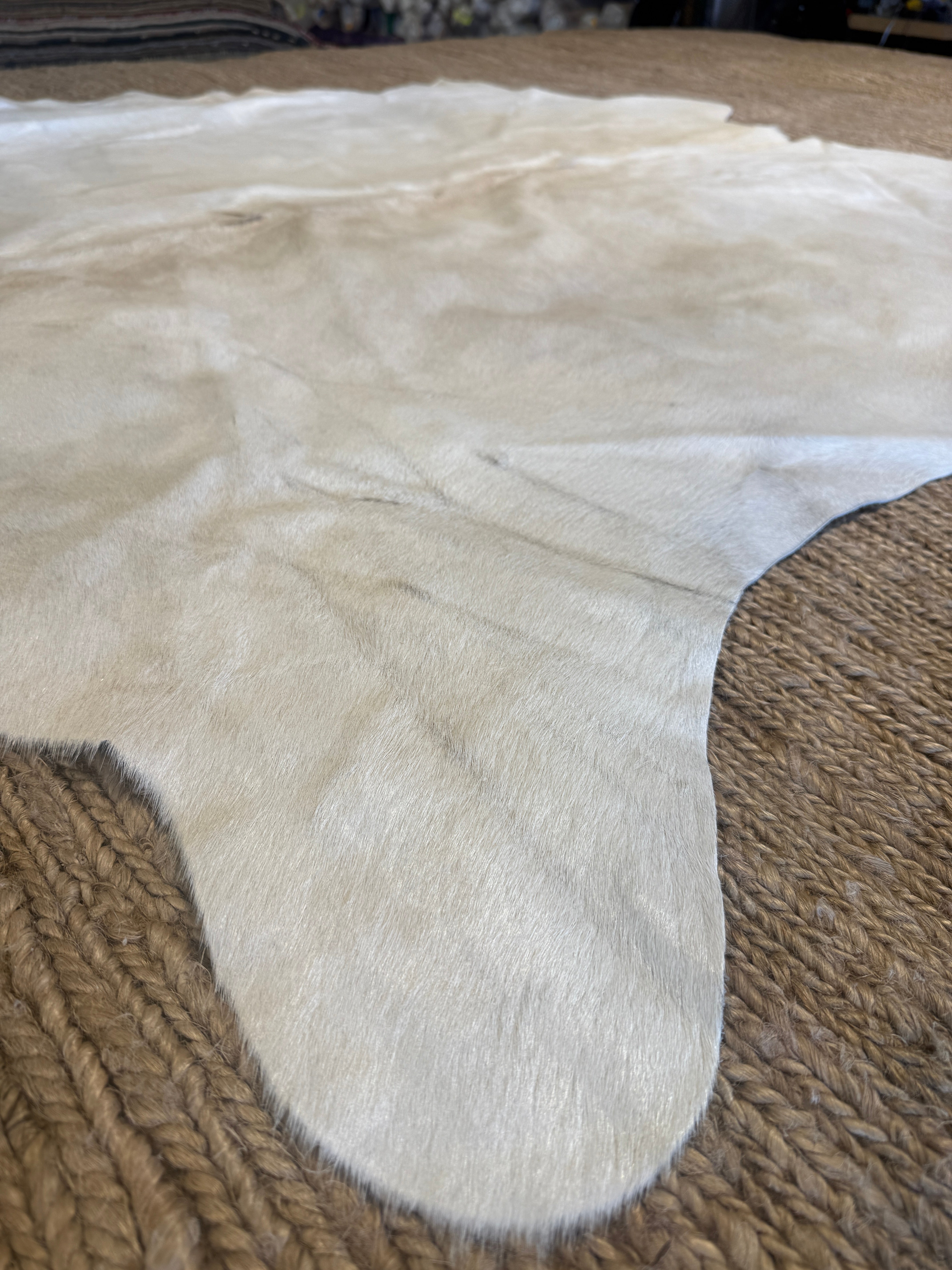 White 5.6x6 Cowhide Rug