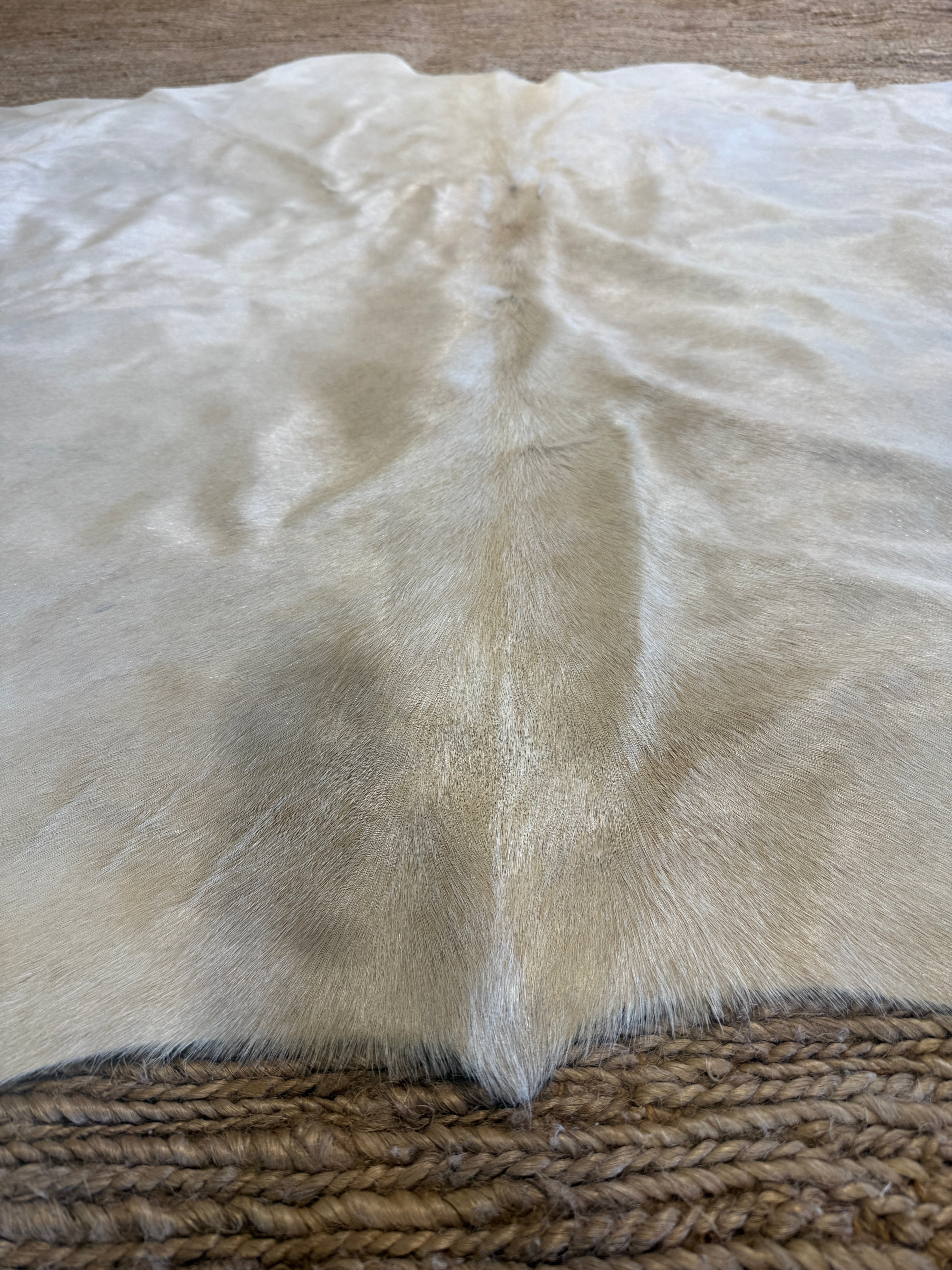 White 5.6x6 Cowhide Rug