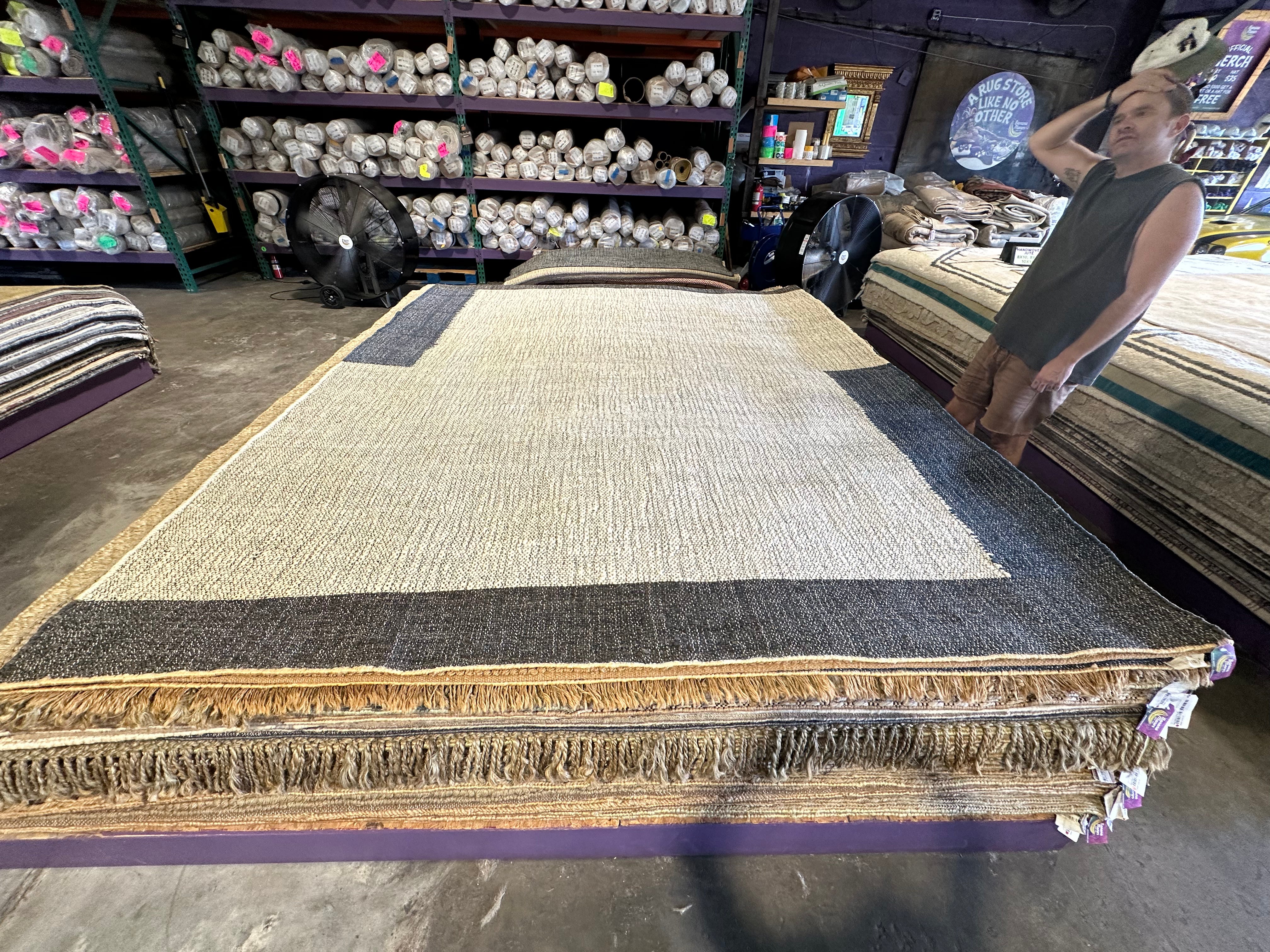Helsinki 8x10 Handwoven White and Grey Geometrical Jute Rug