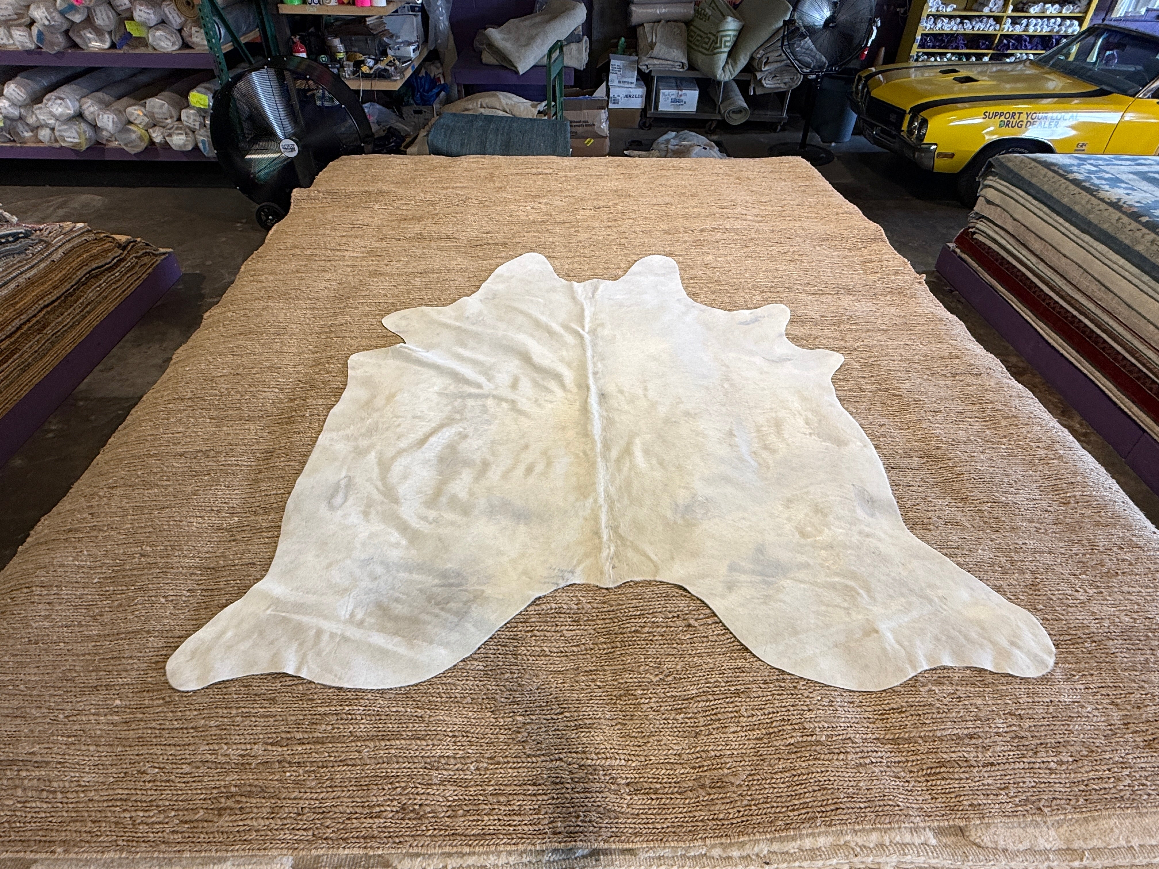 Ivory White 5.6x6 Cowhide Rug