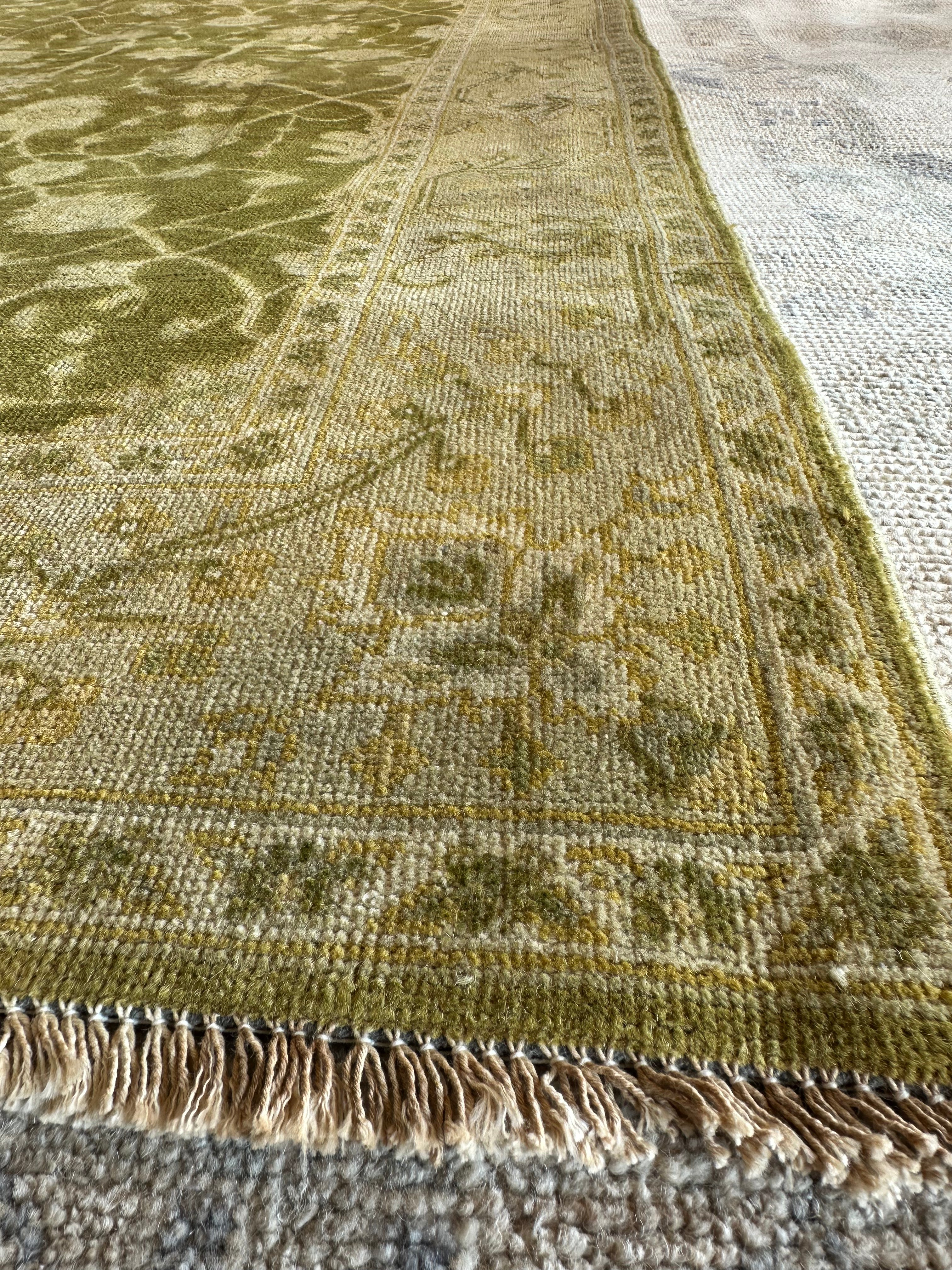 Clara Gilchrist 5.1x7.9 Green Hand-Knotted Ziegler Rug