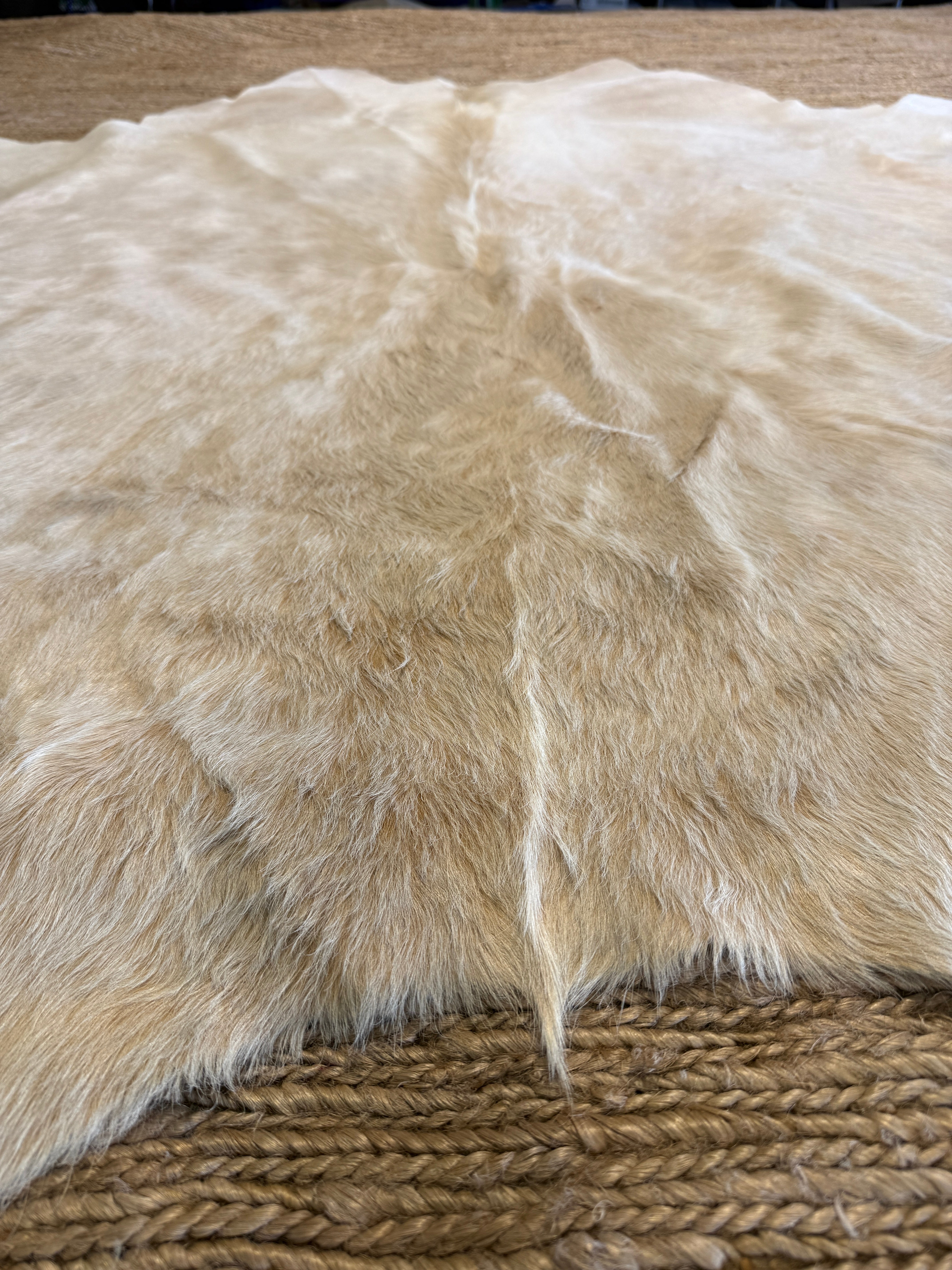 Solid Beige 6.5x6.11 Cowhide Rug