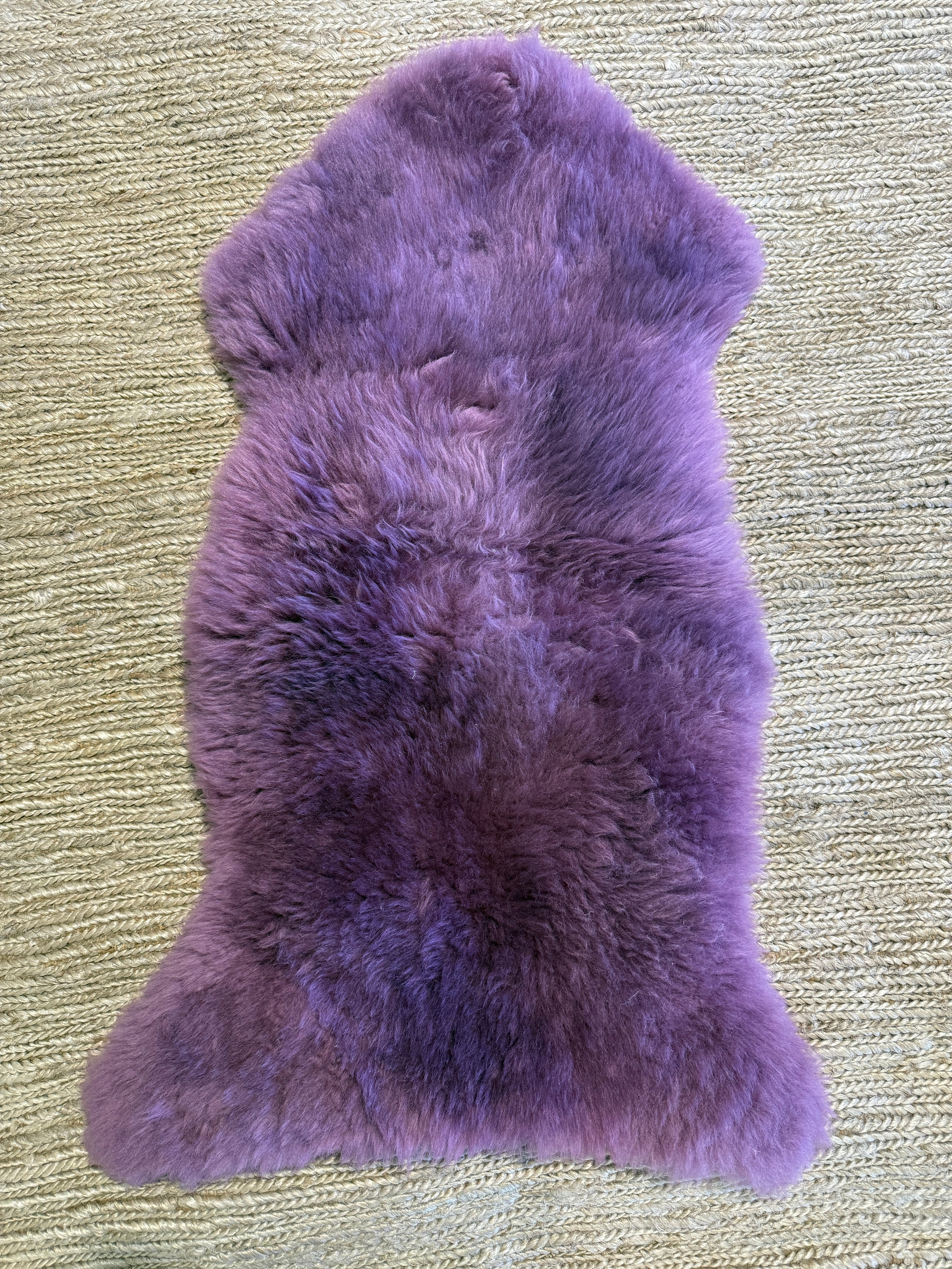 Single Pelt Lavender Sheepskin Rug