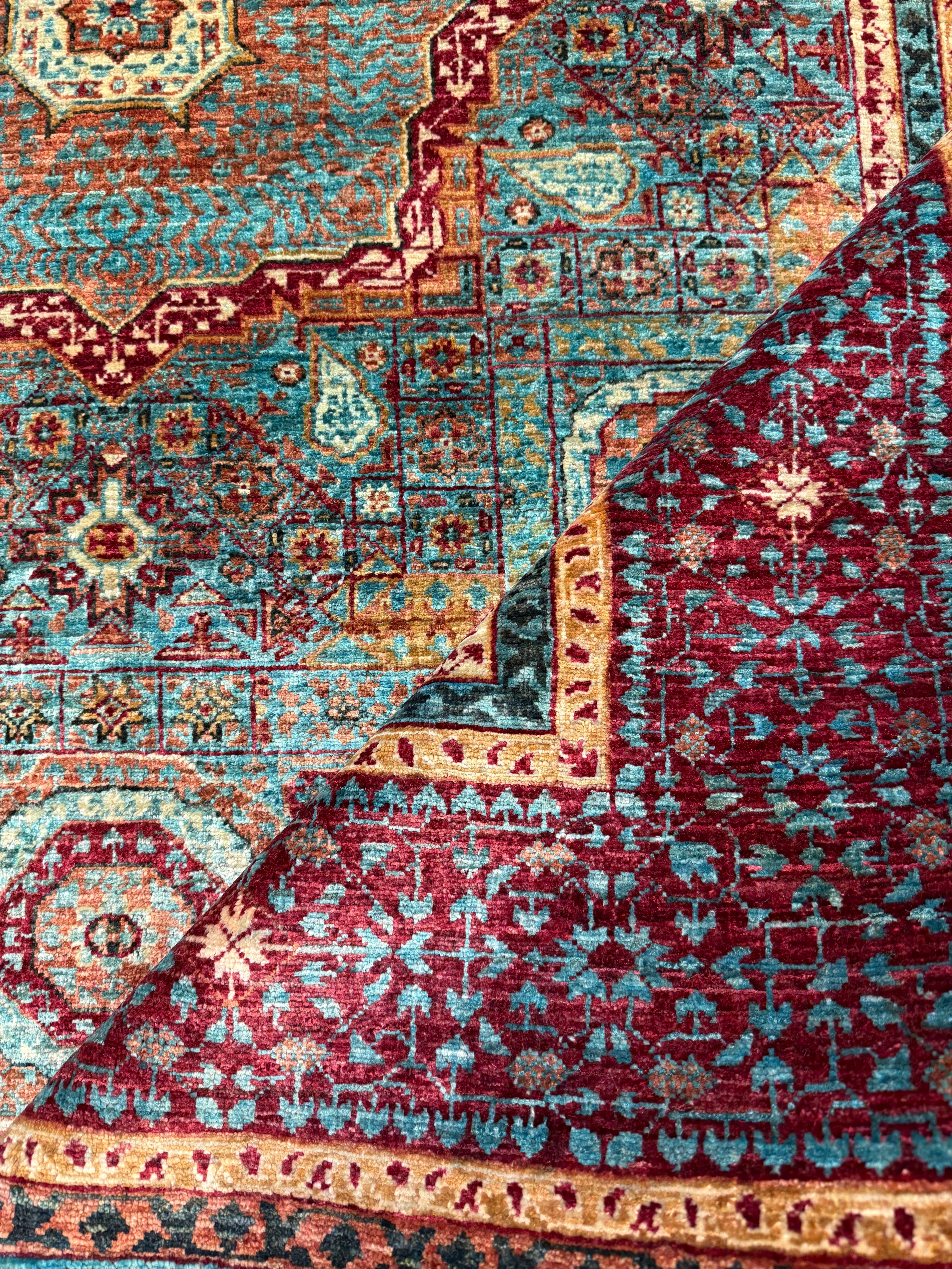 Leilaa 5.3x6.9 Blue and Red Afghani Mamluk Rug