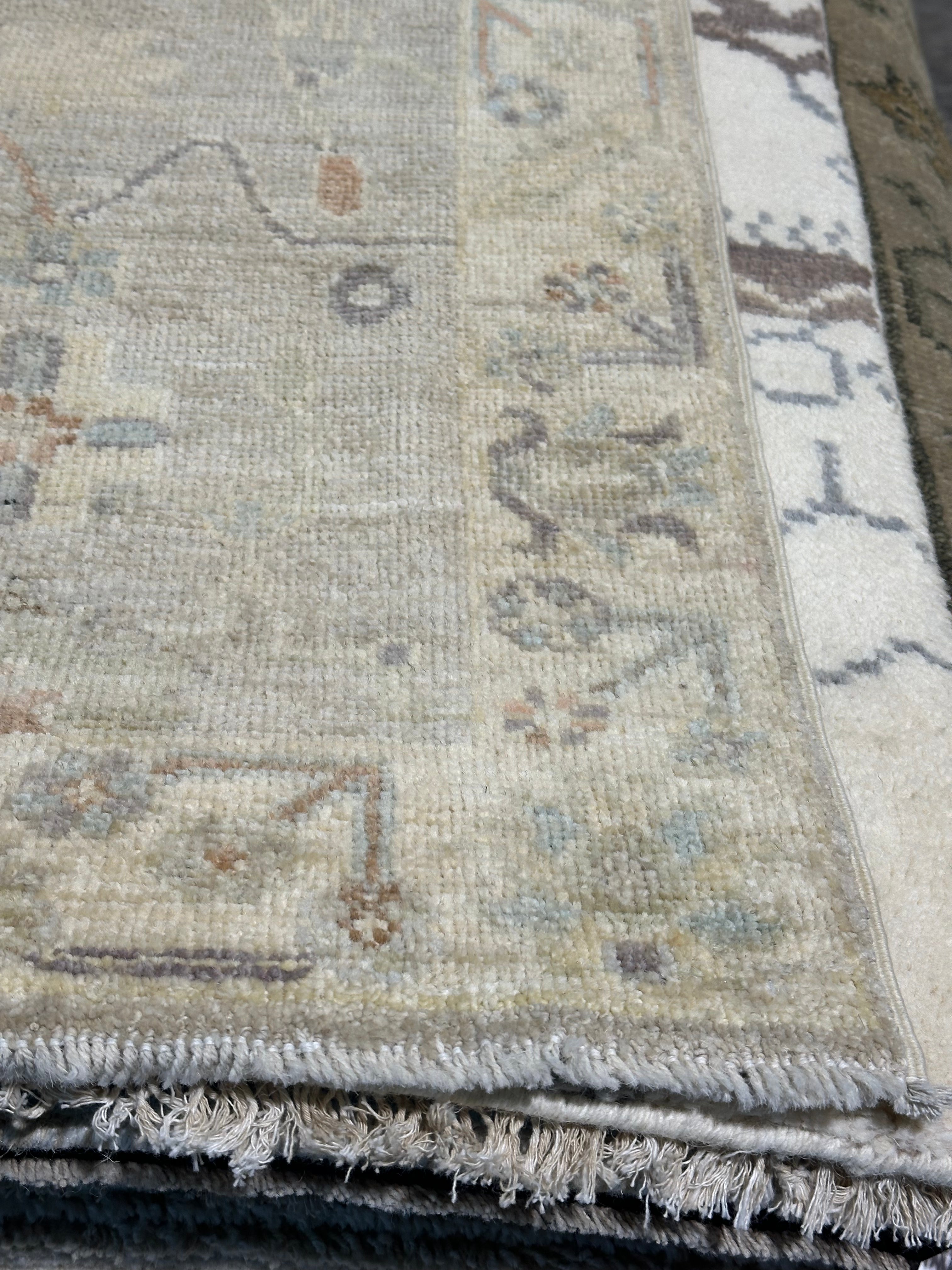 Alessandra Pascale 2x5.10 Afghani Whitewashed Oushak