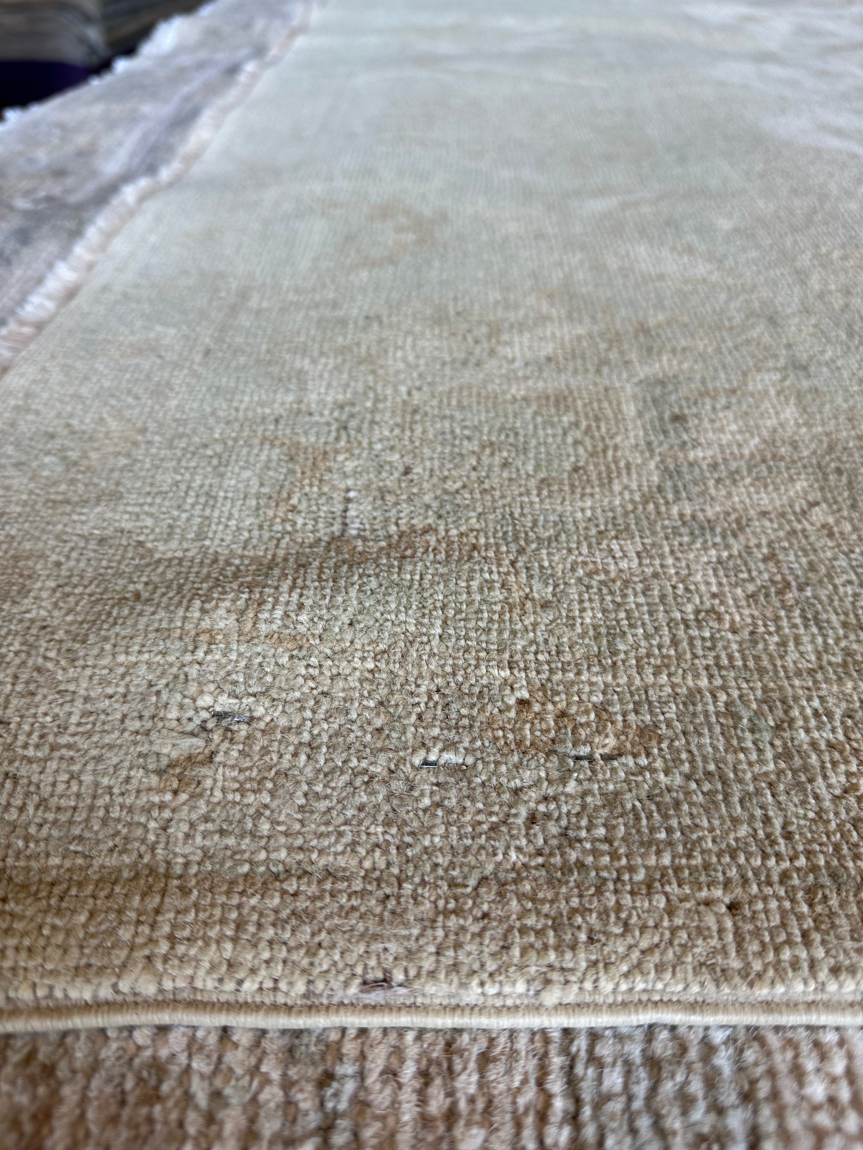 Anabel 6x8.7 Beige Hand-Knotted Farhan Rug